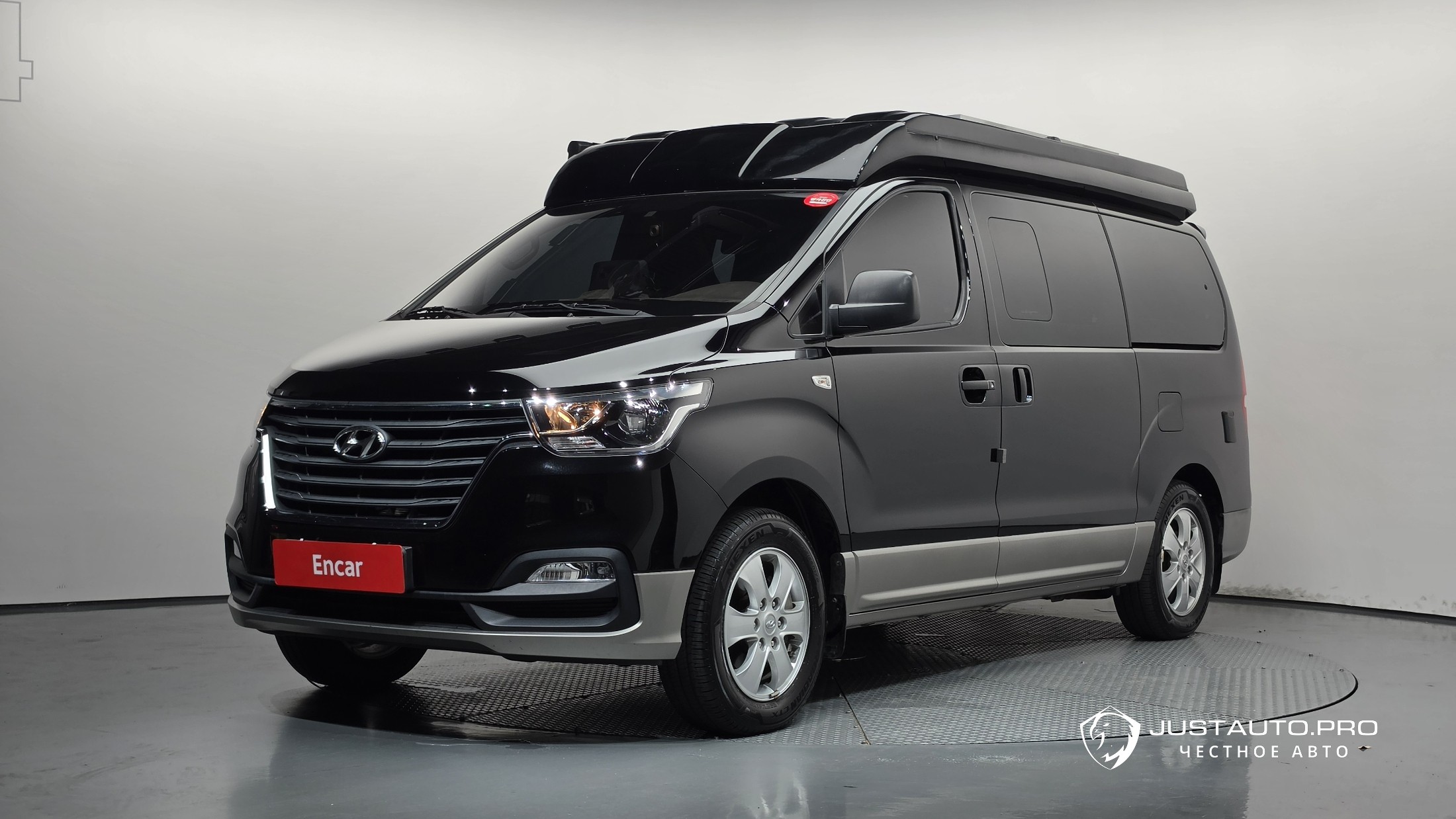 Автомобиль Hyundai Starex