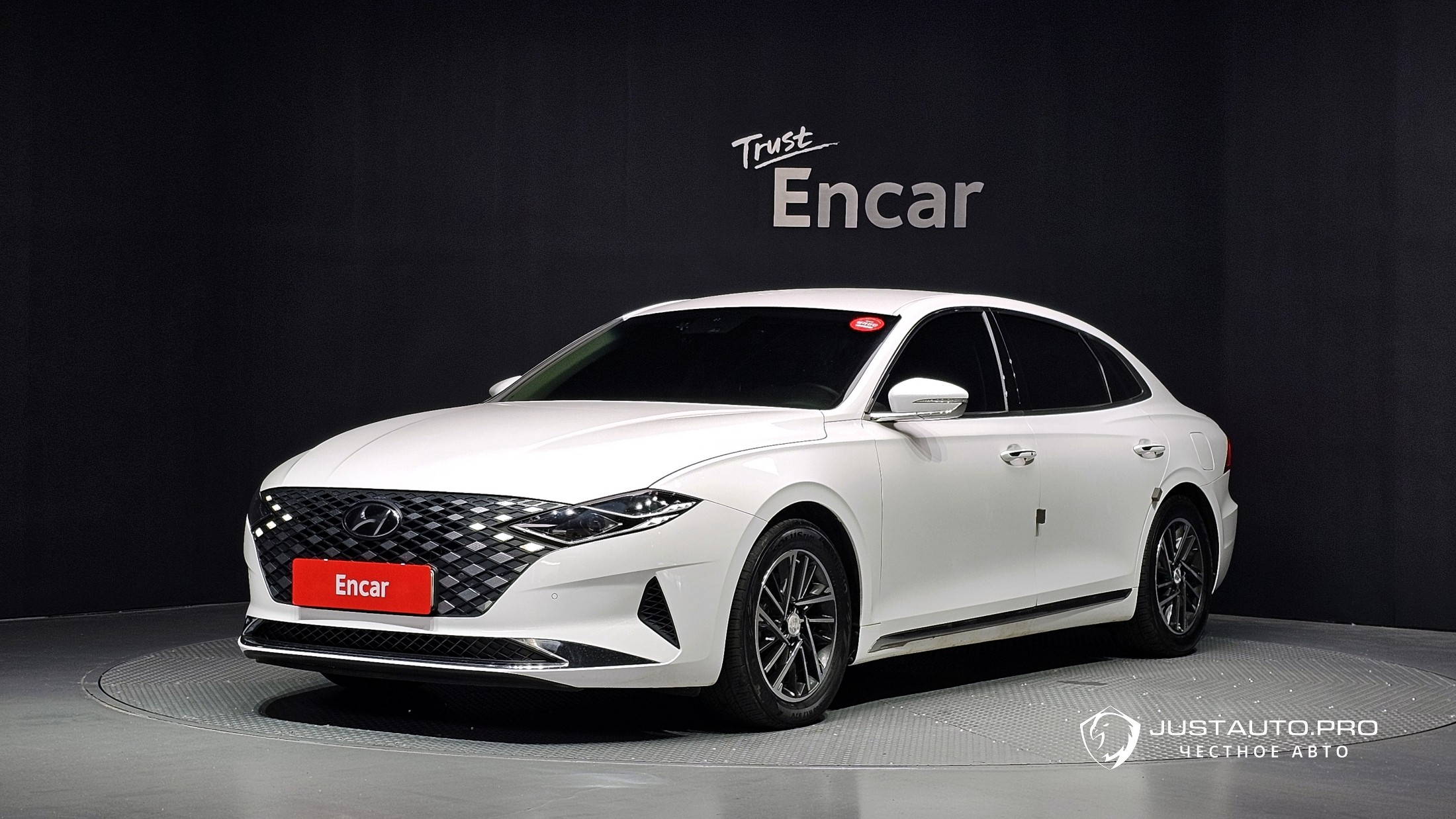 Автомобиль Hyundai Grandeur