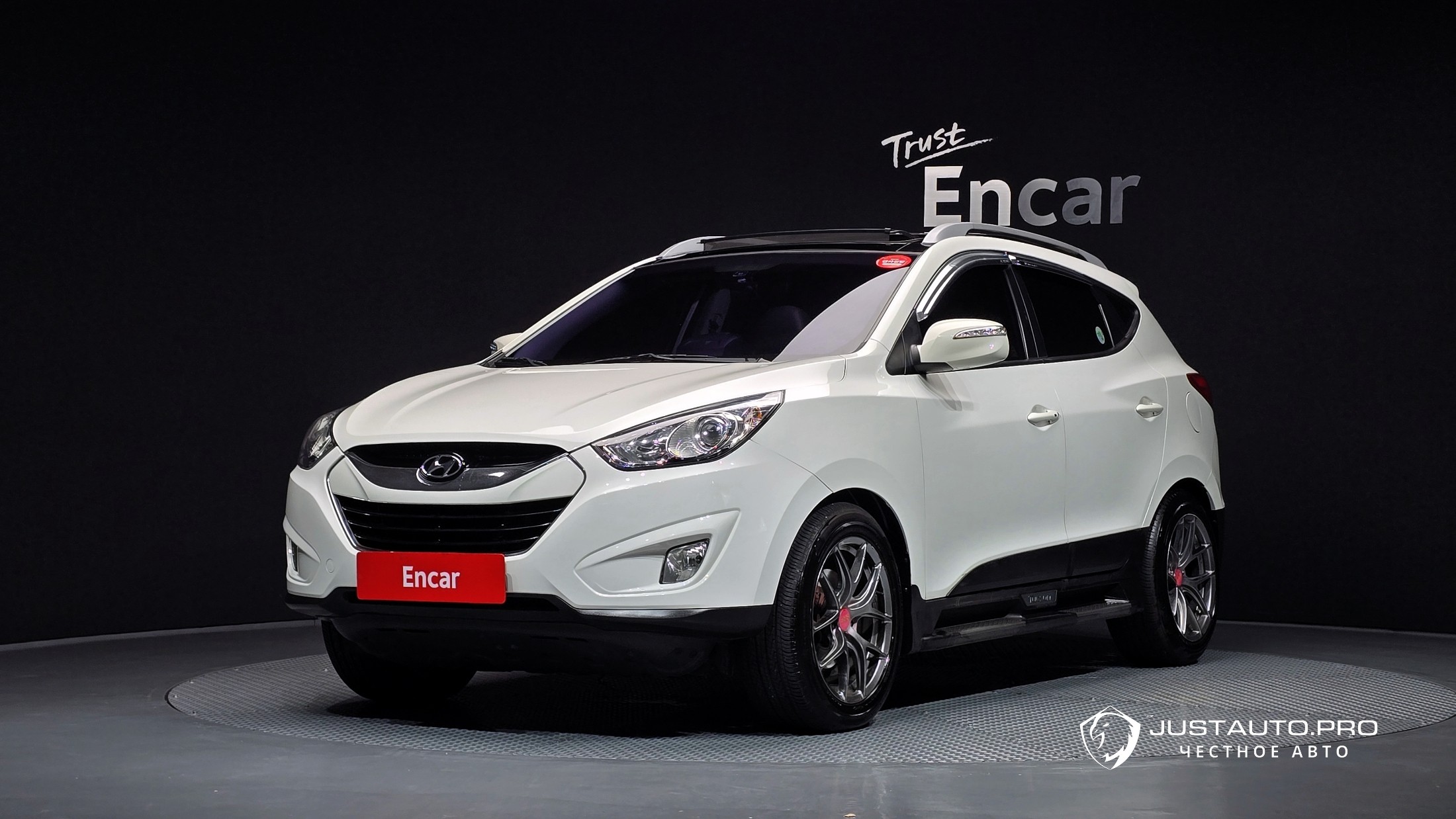 Автомобиль Hyundai Tucson