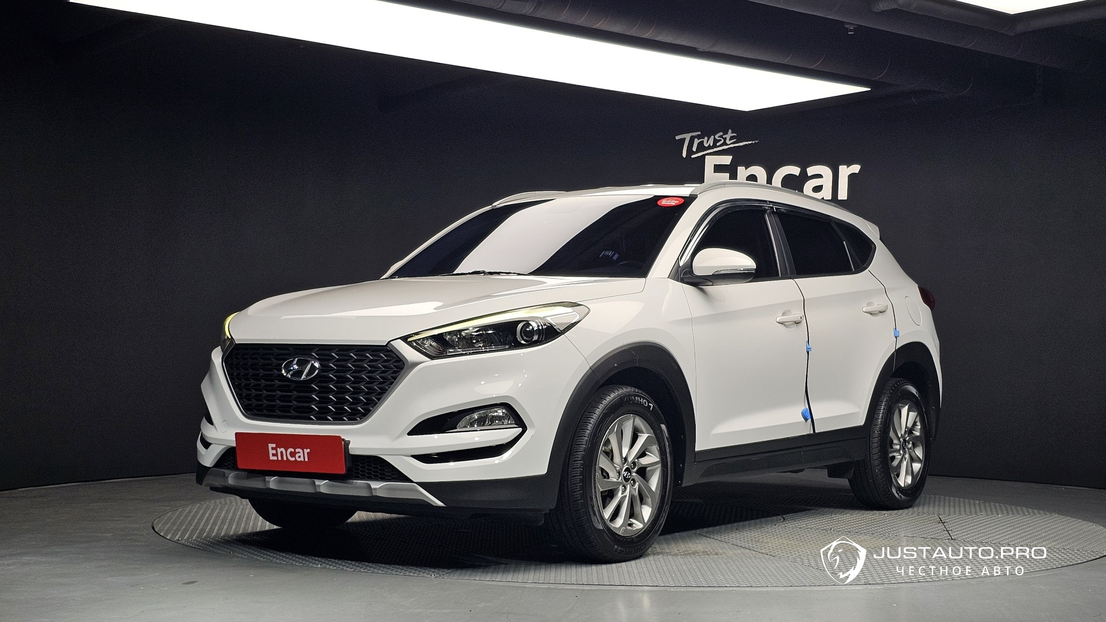 Автомобиль Hyundai Tucson