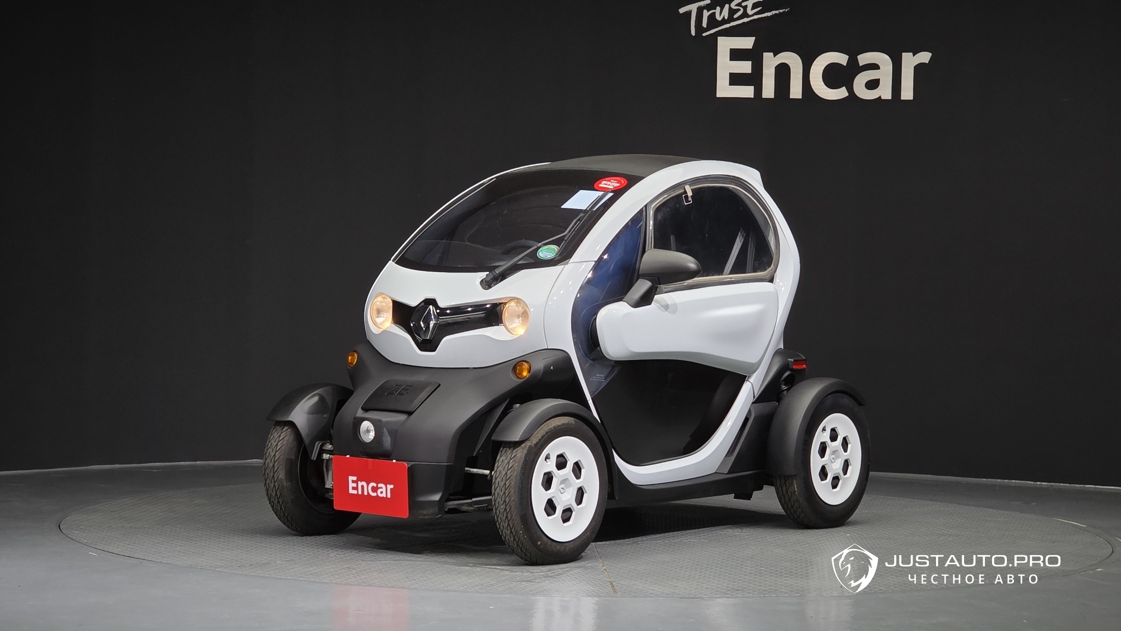 Автомобиль Renault-KoreaSamsung Twizy