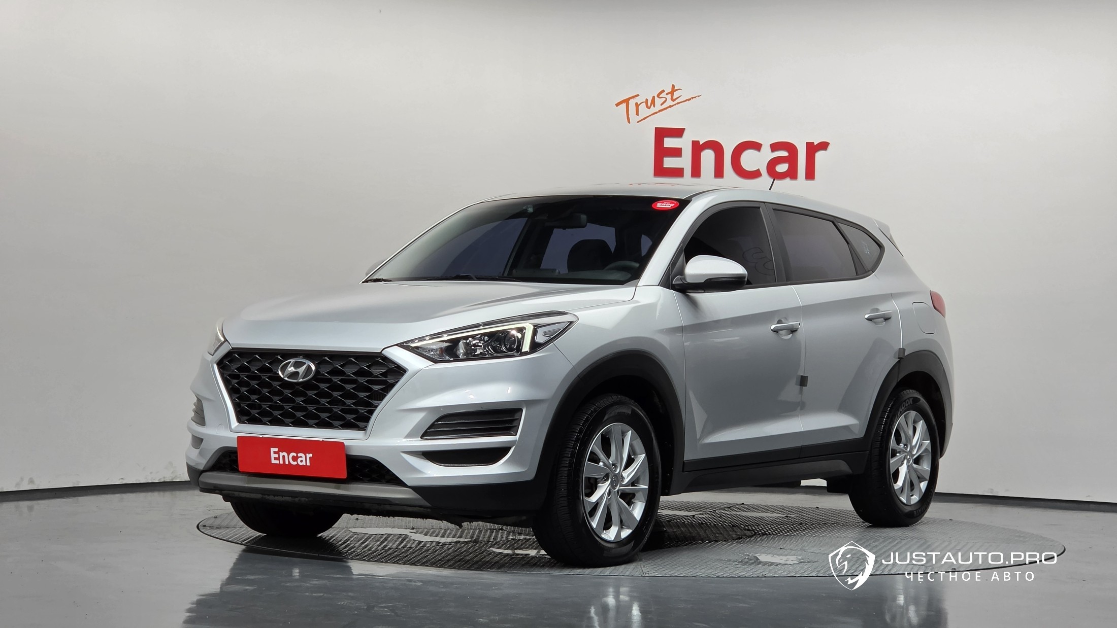 Автомобиль Hyundai Tucson