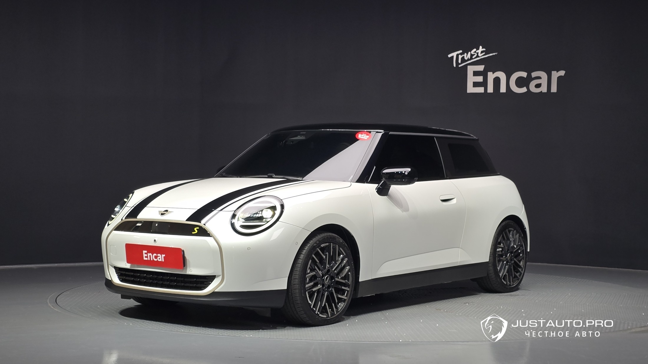 Автомобиль Mini Cooper