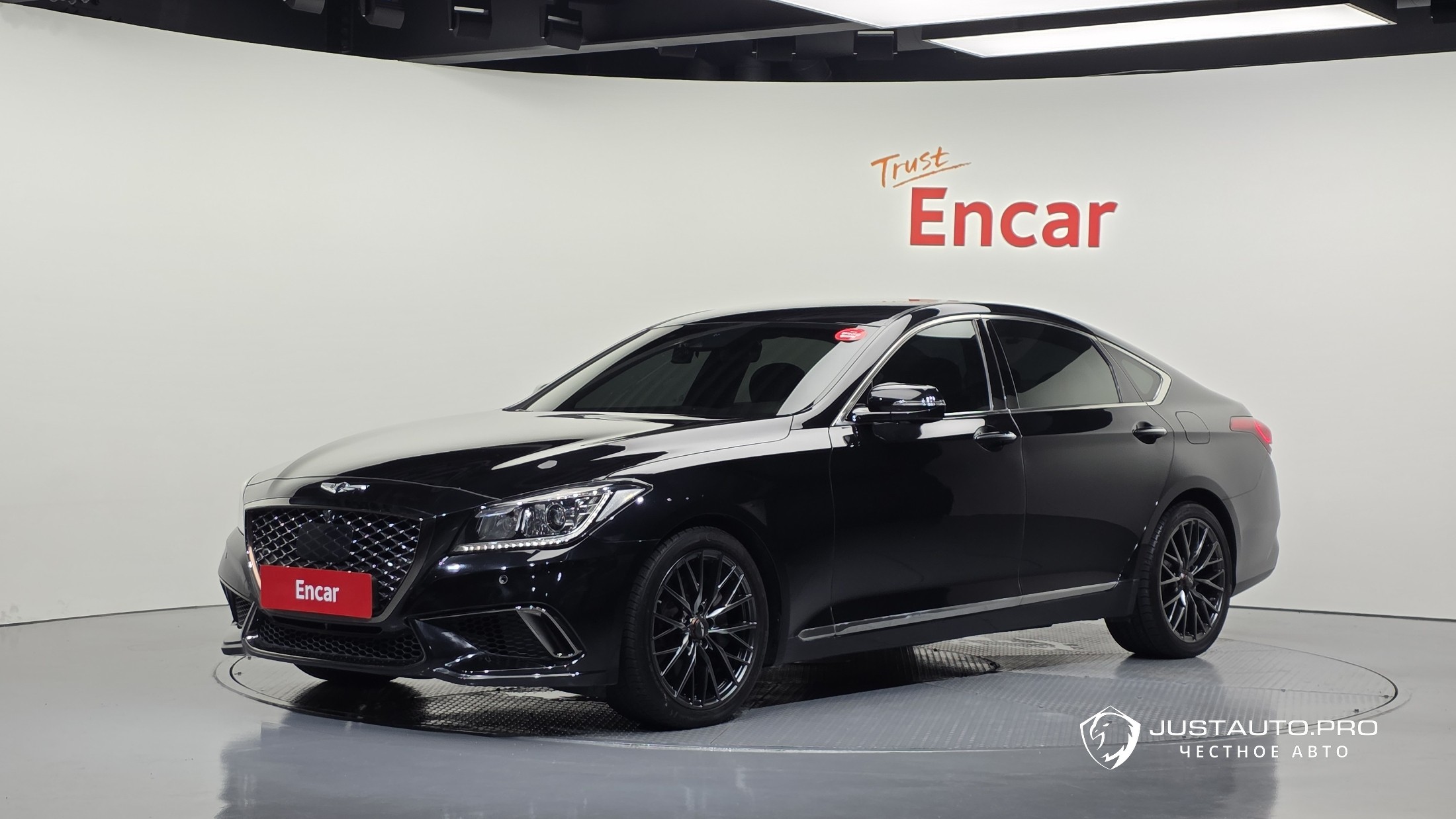 Автомобиль Genesis G80