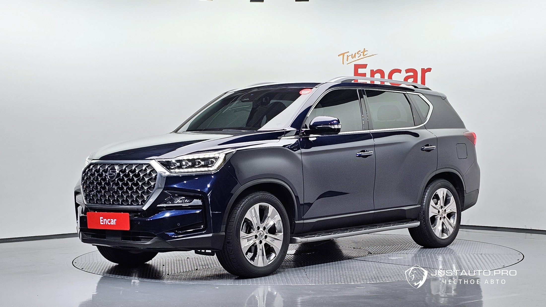 Автомобиль KG_Mobility_Ssangyong Rexton
