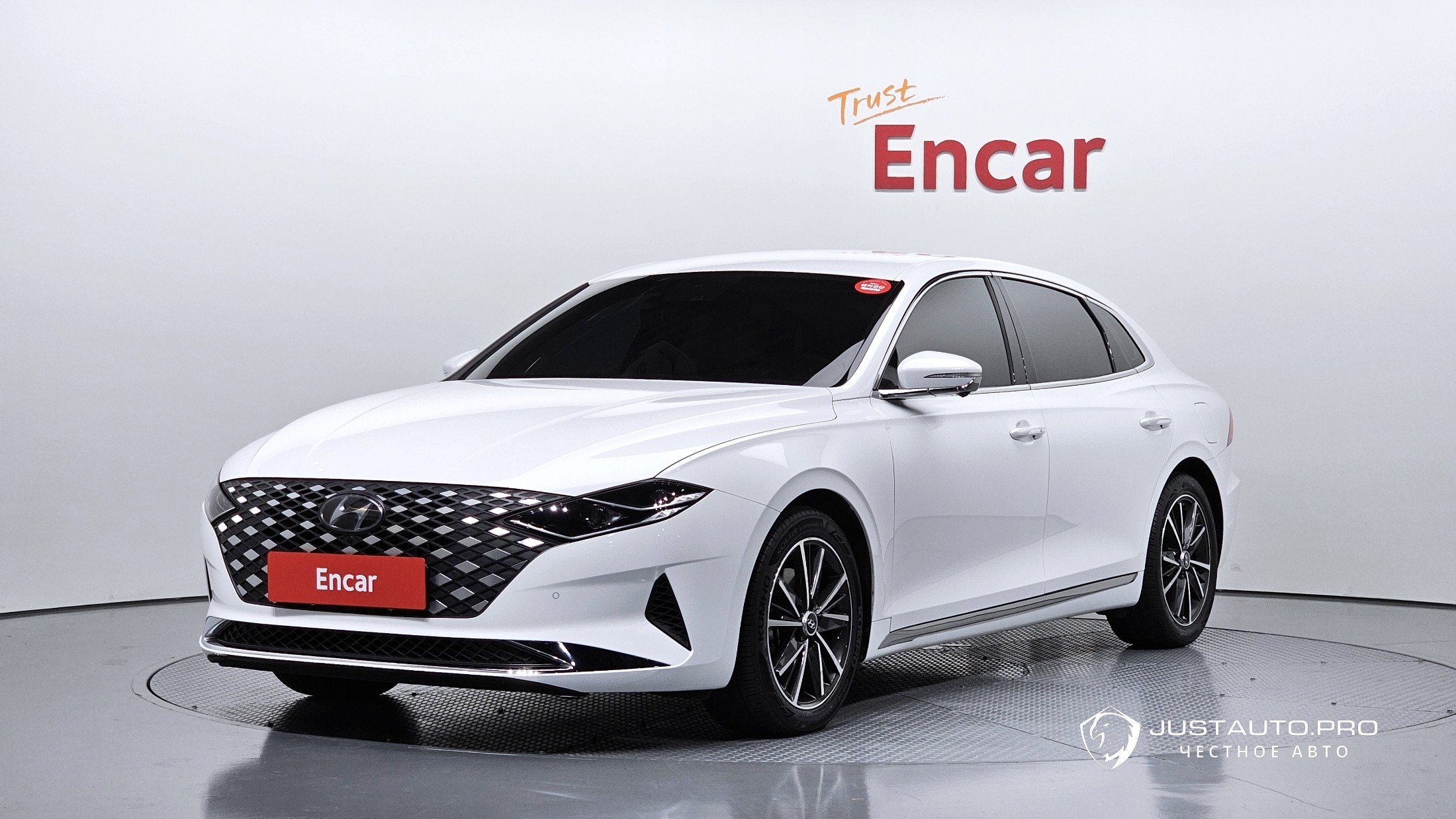 Автомобиль Hyundai Grandeur