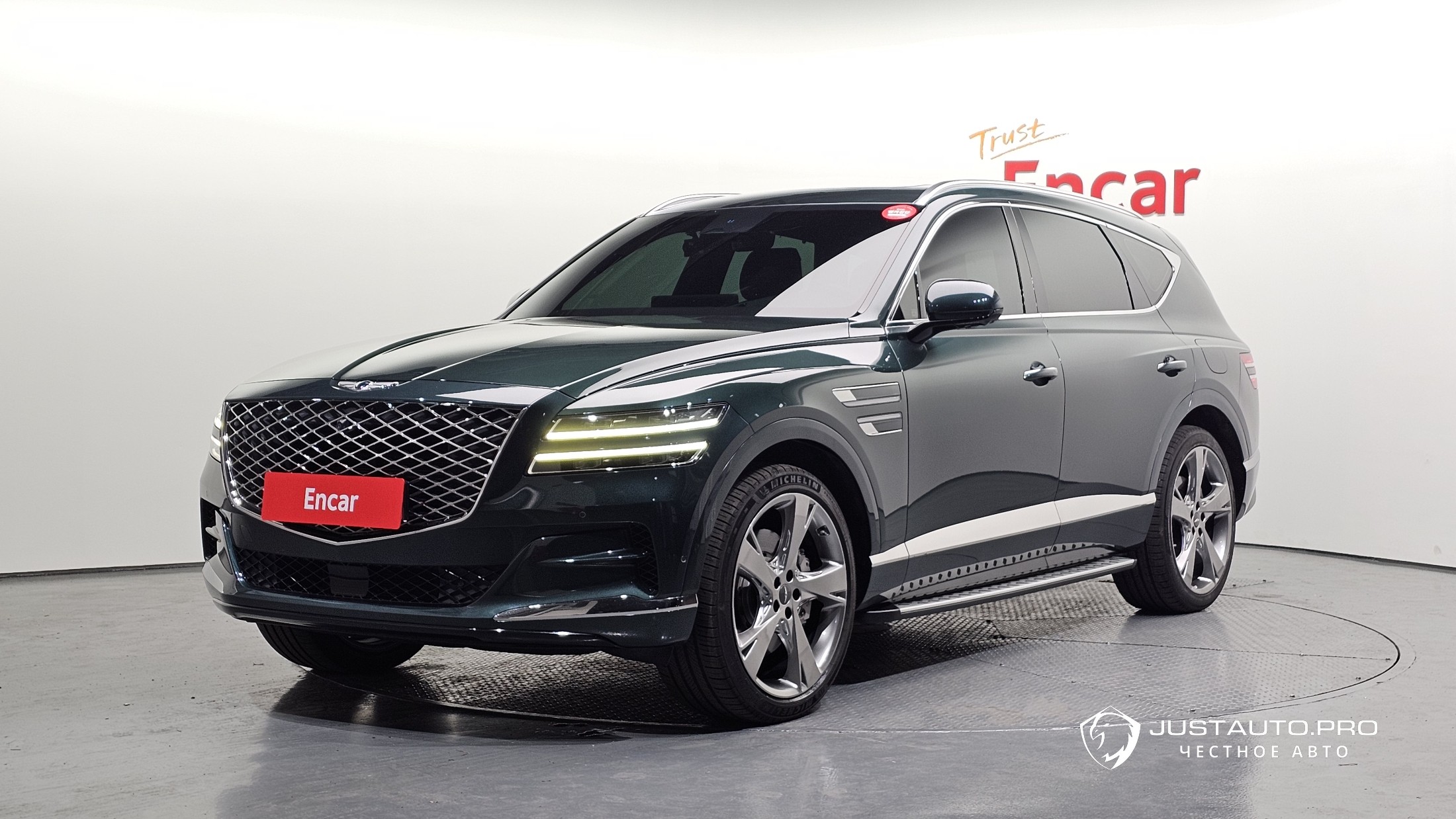 Автомобиль Genesis GV80