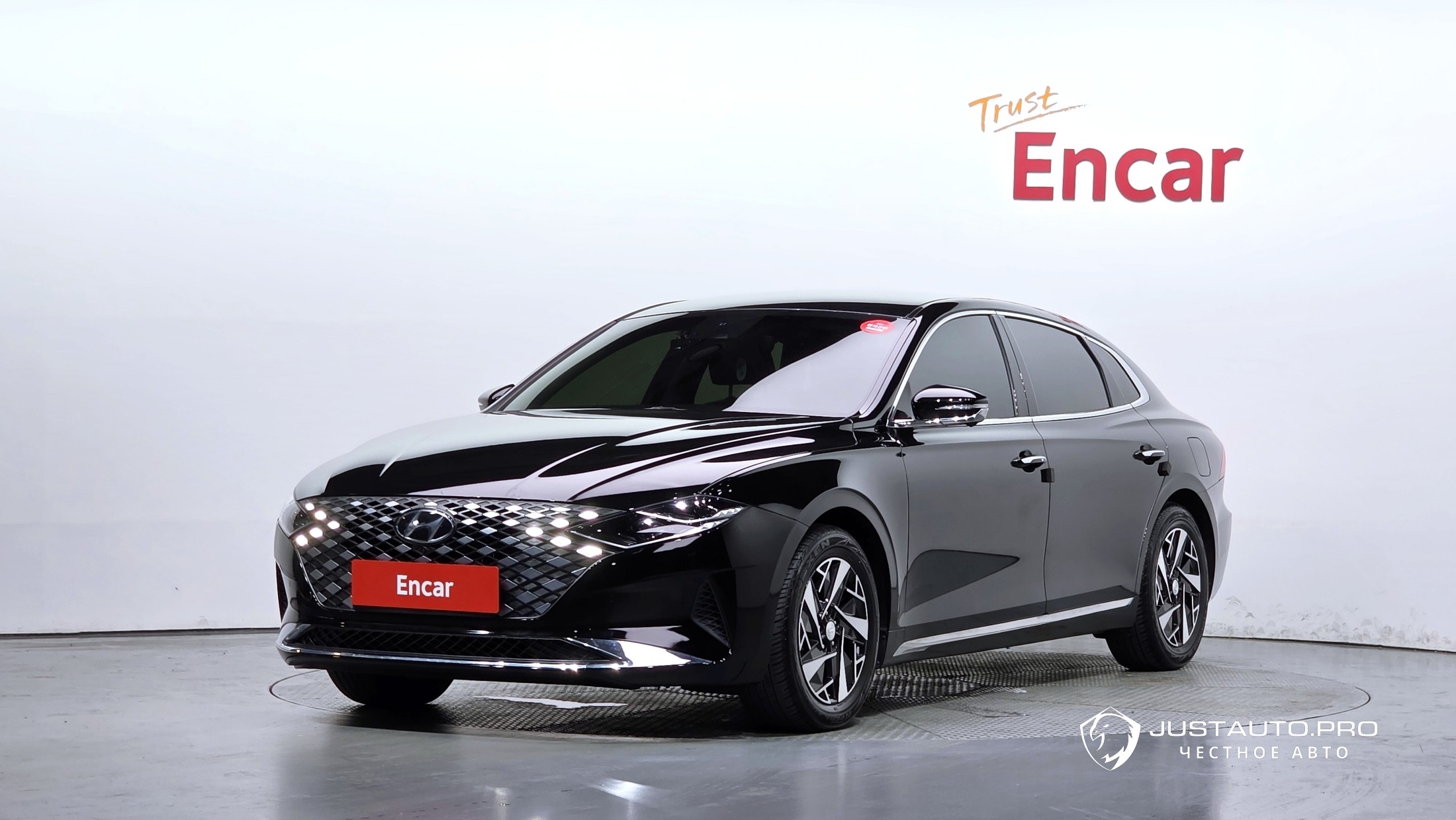 Автомобиль Hyundai Grandeur