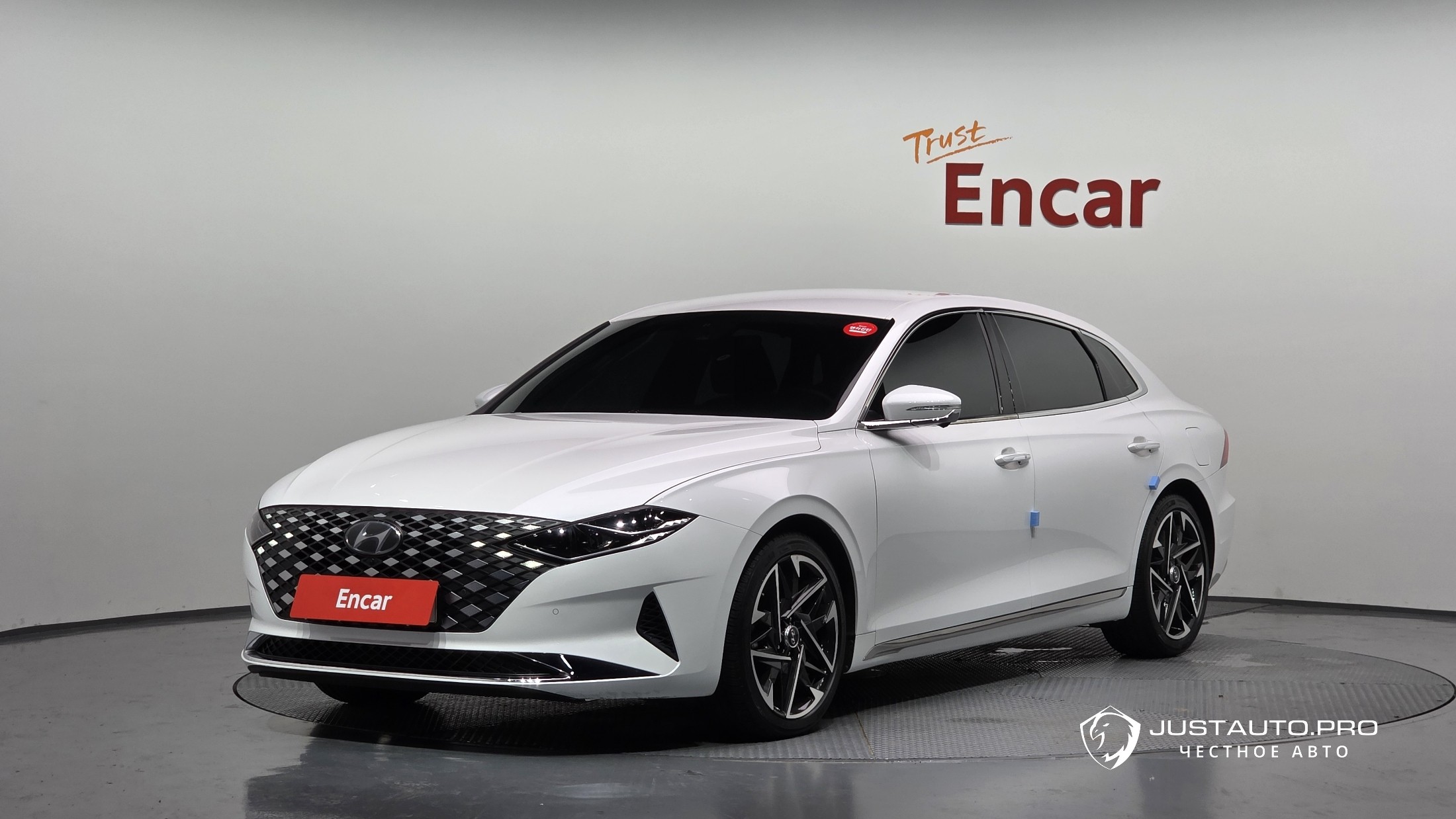 Автомобиль Hyundai Grandeur