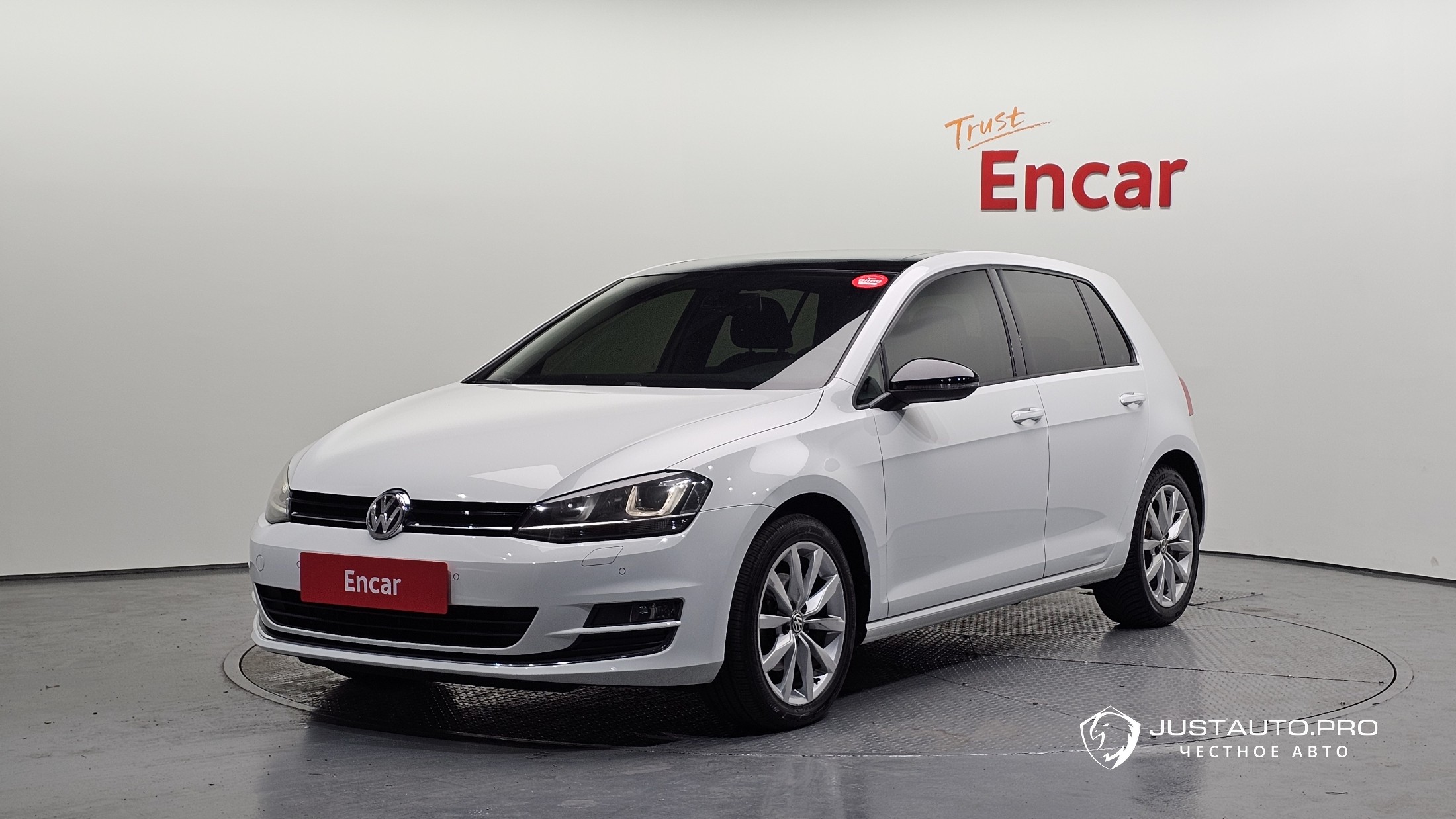 Автомобиль Volkswagen Golf