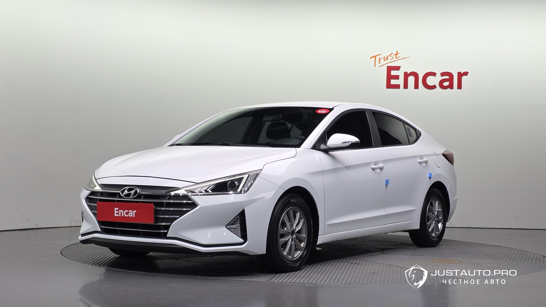 Автомобиль Hyundai AVANTE
