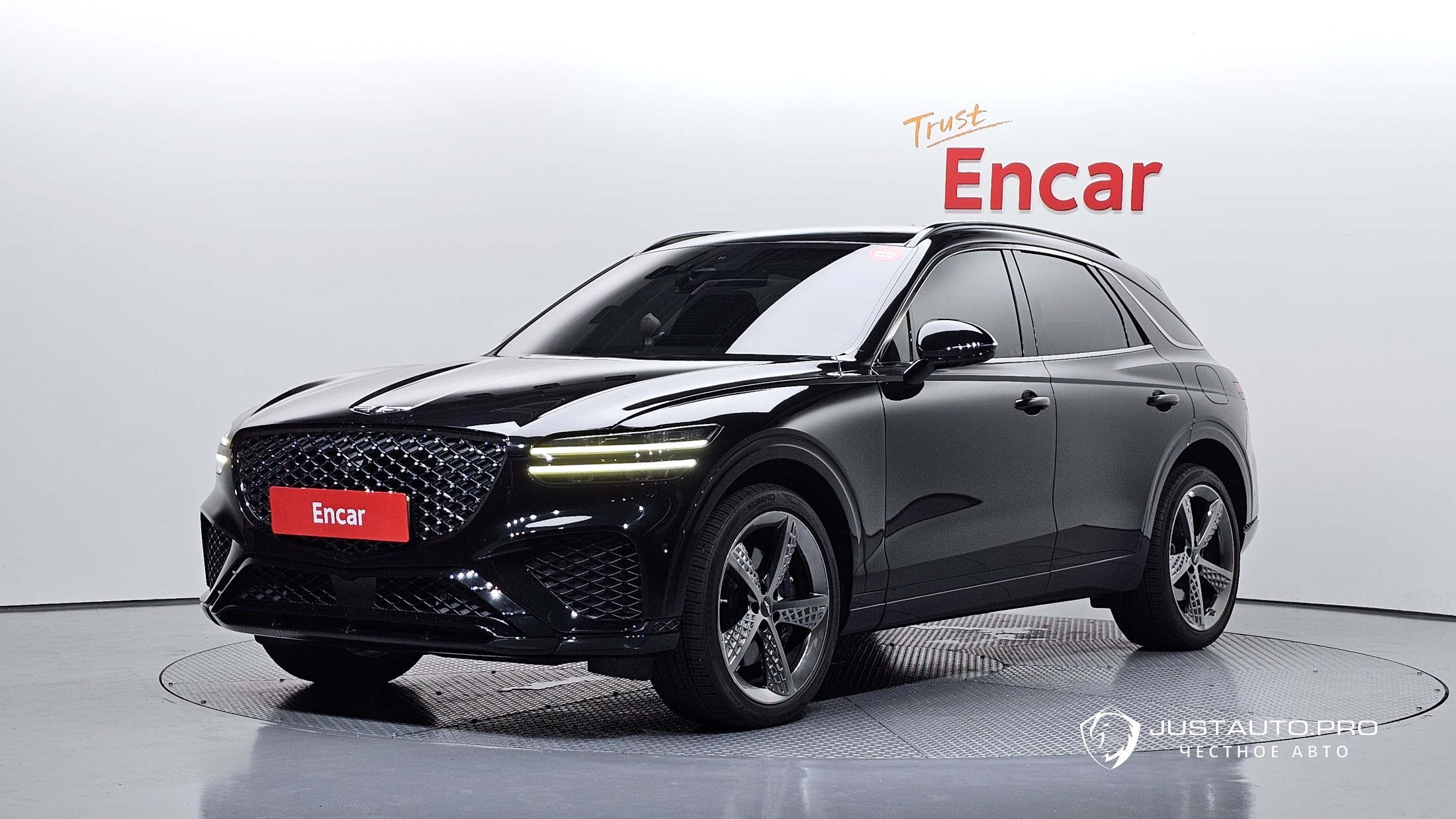Автомобиль Genesis GV70