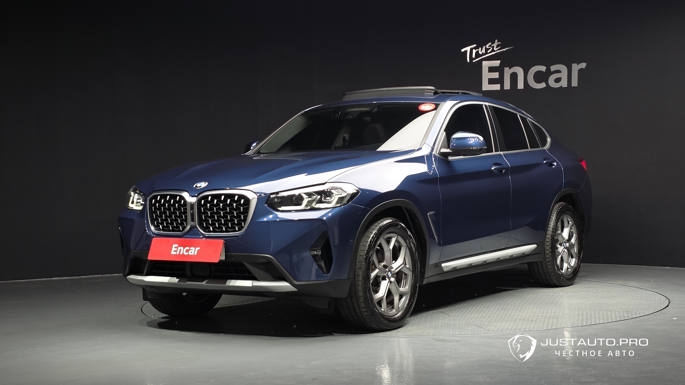 Автомобиль BMW X4