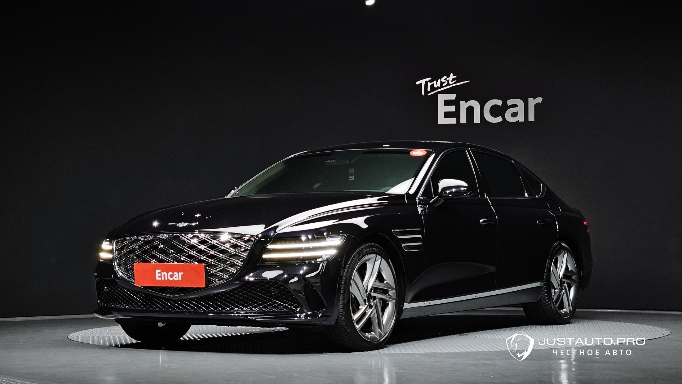Автомобиль Genesis G80