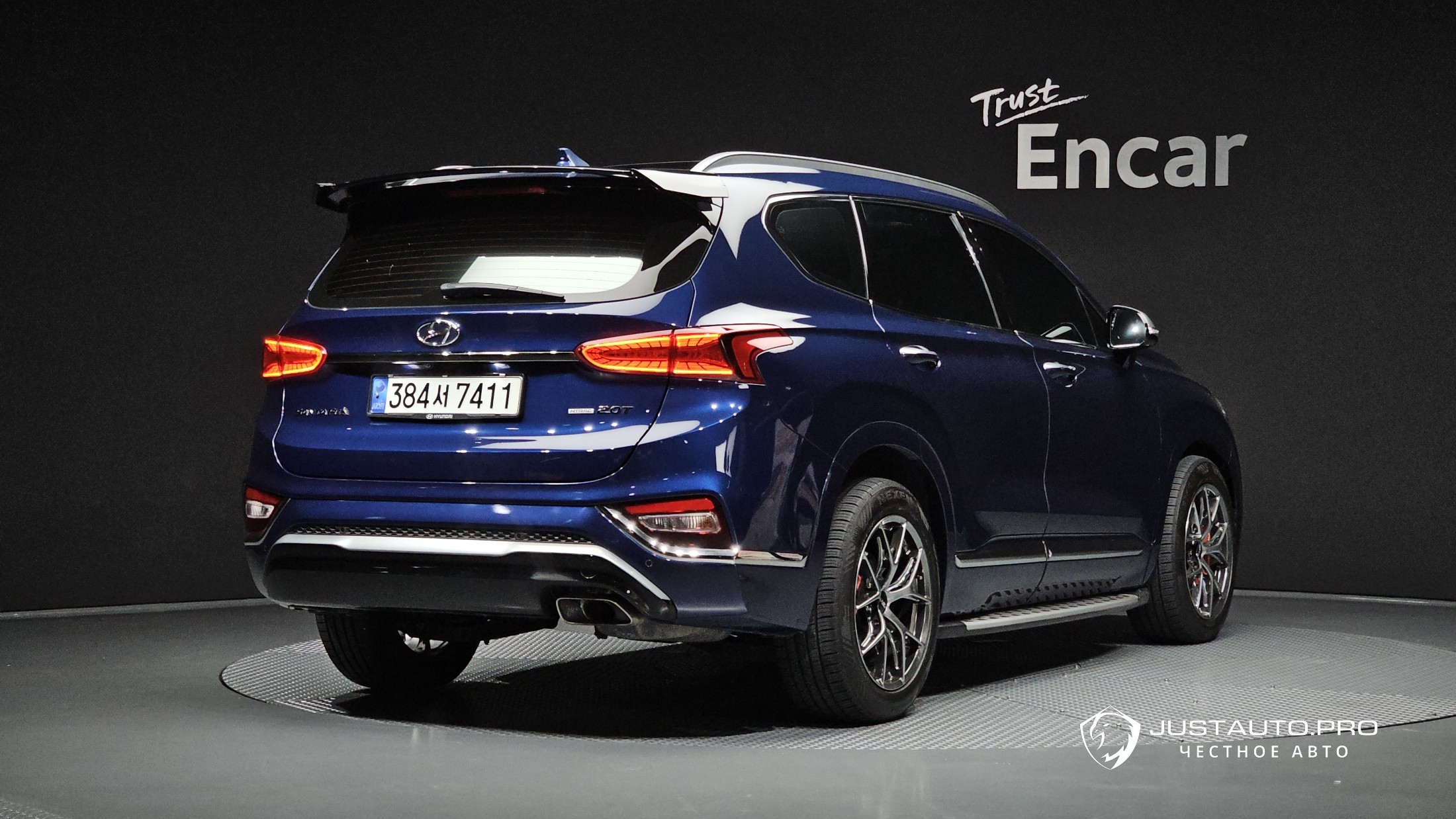 Автомобиль Hyundai Santafe