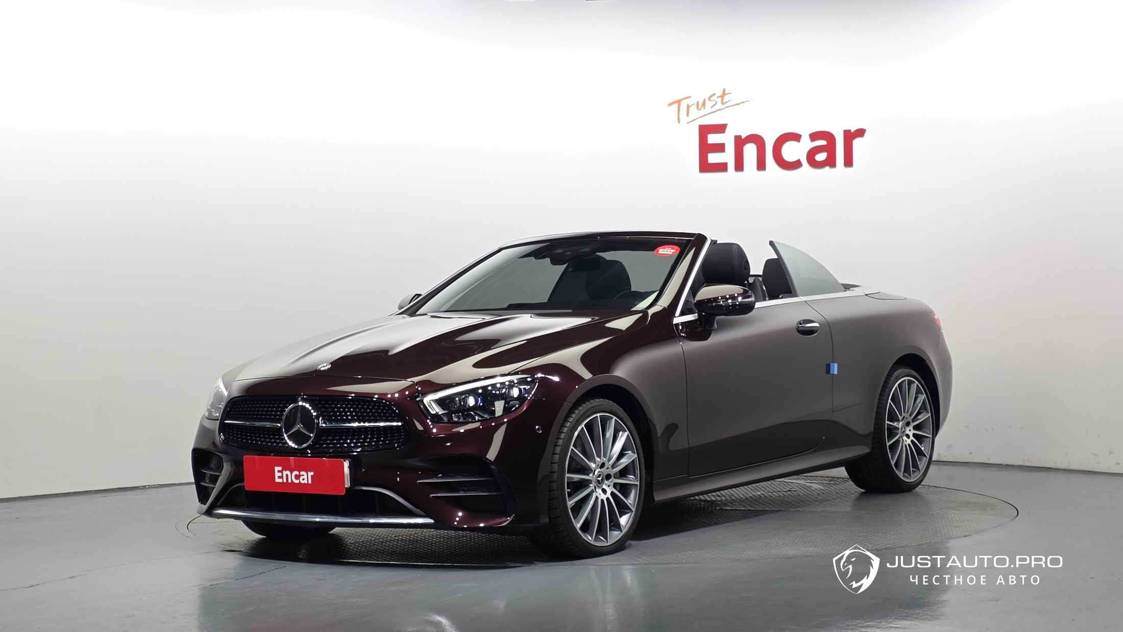 Автомобиль Mercedes-Benz E-Class