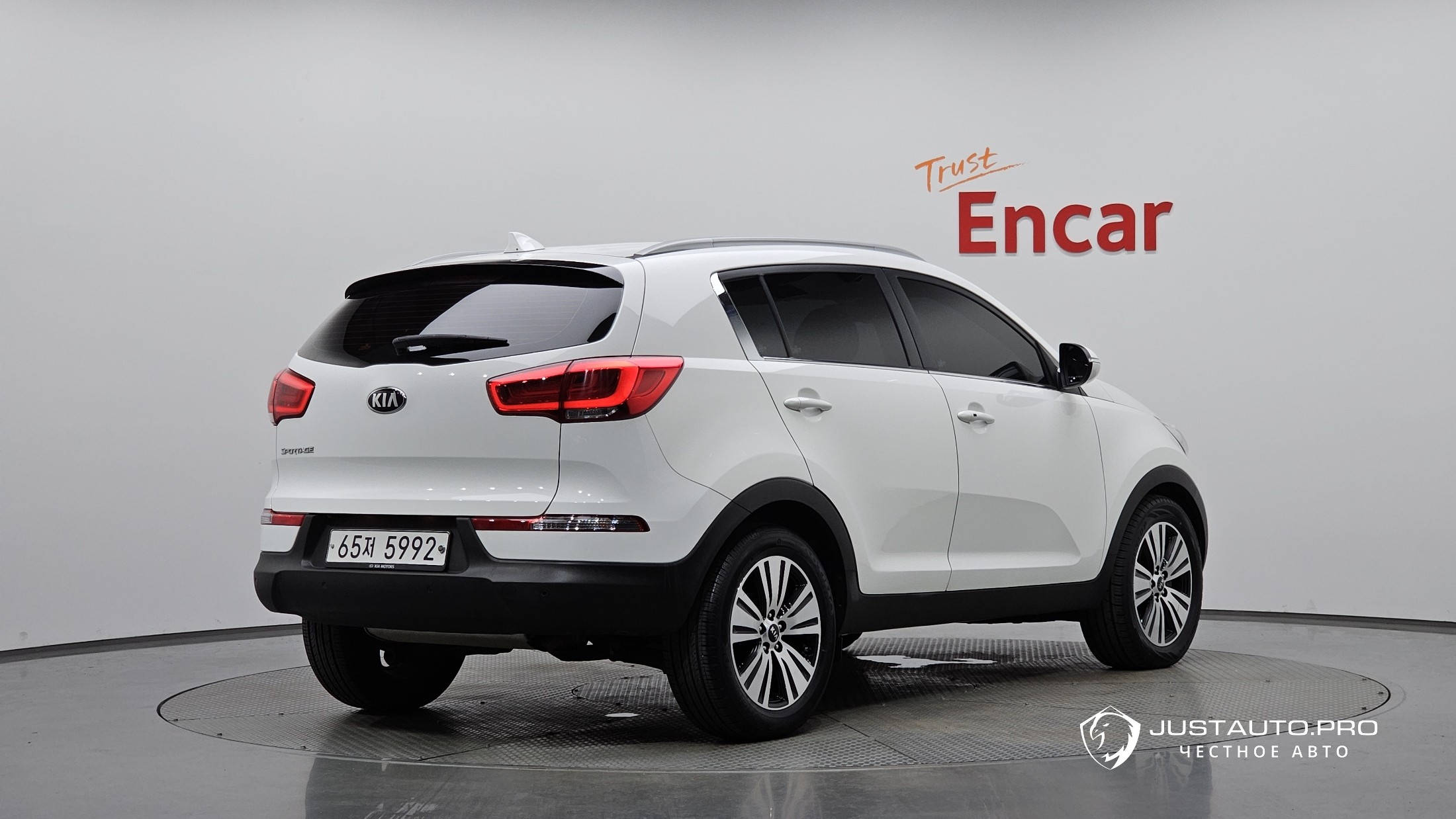 Автомобиль Kia Sportage