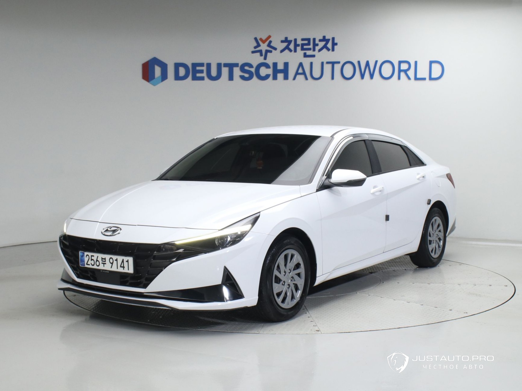 Автомобиль Hyundai AVANTE