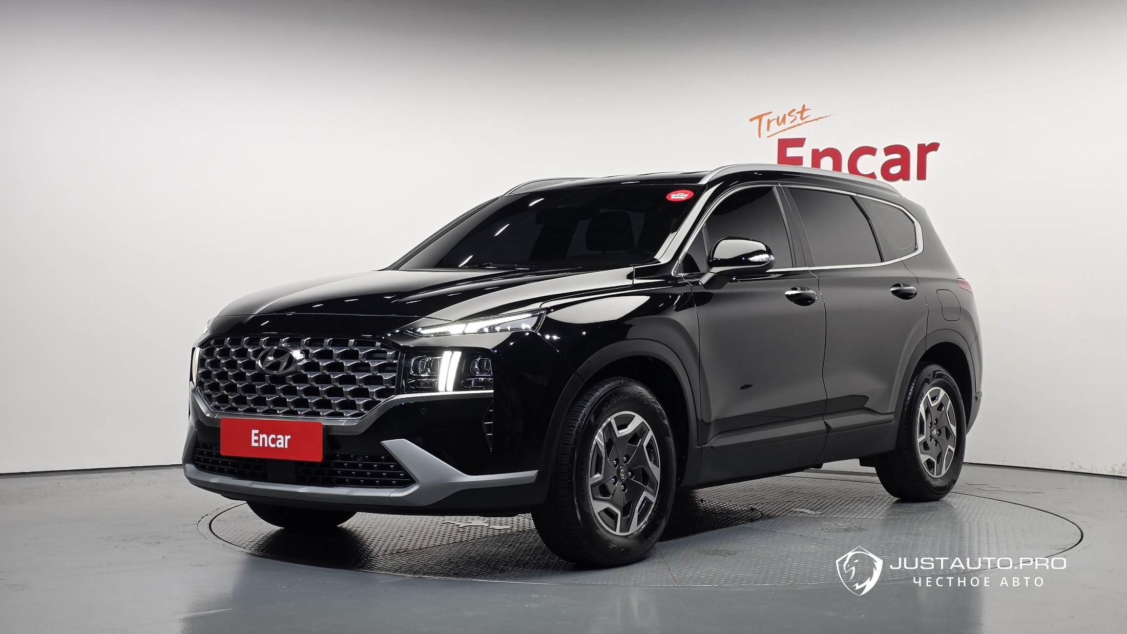 Автомобиль Hyundai Santafe