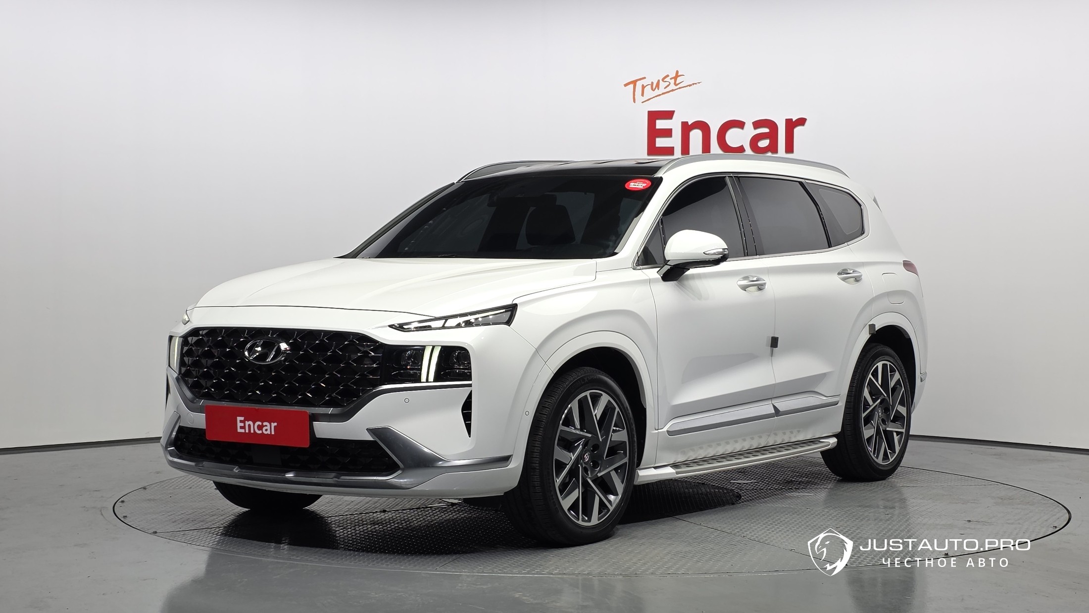 Автомобиль Hyundai Santafe