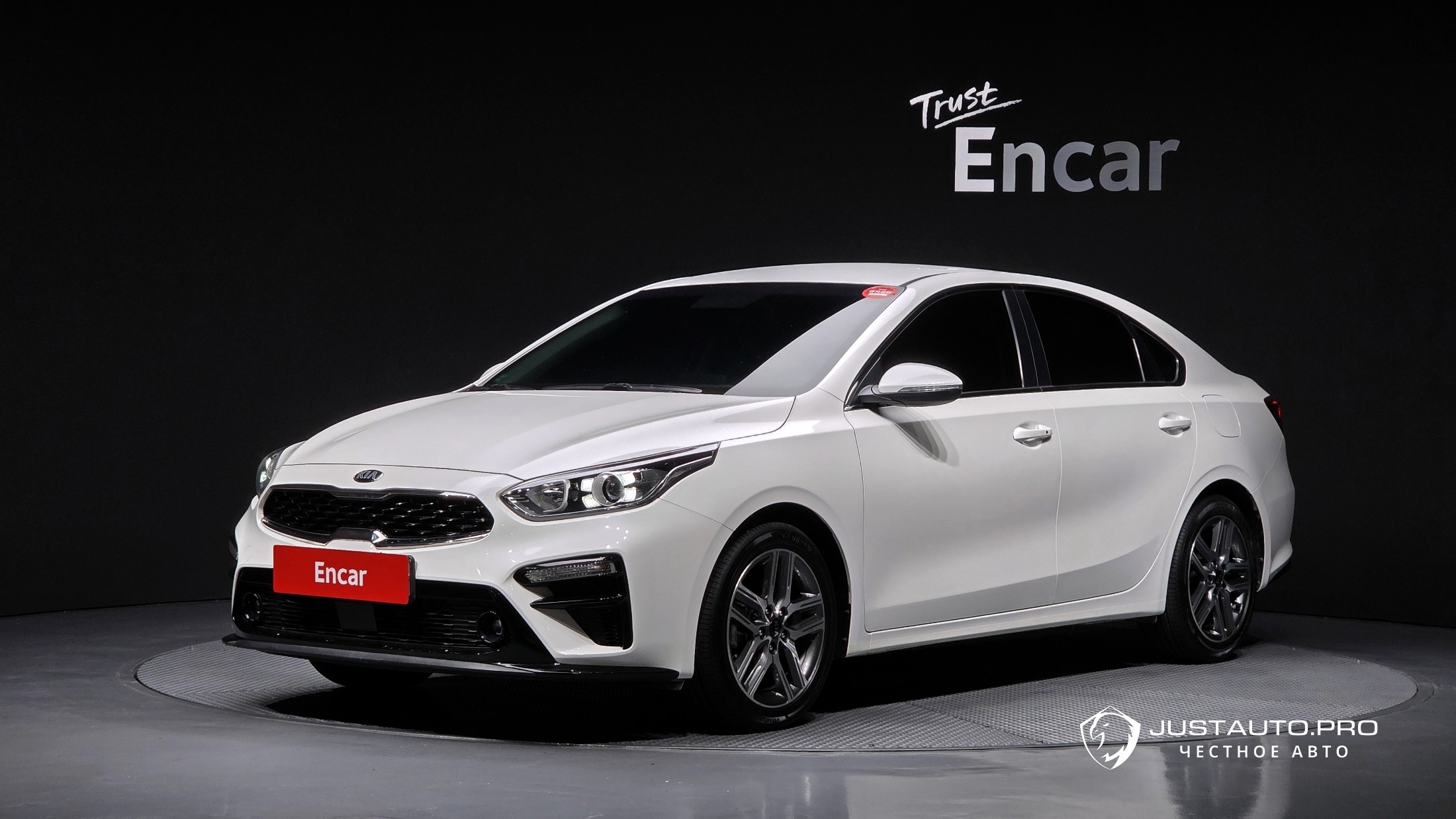 Автомобиль Kia K3