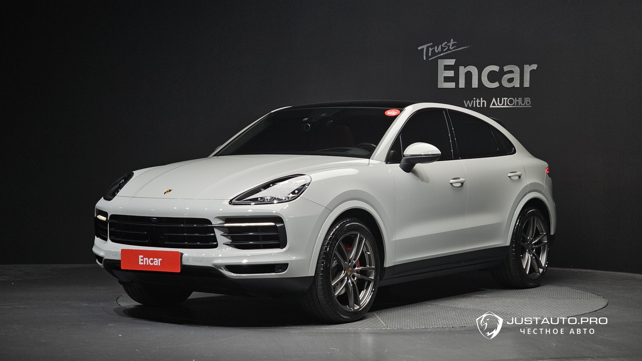 Автомобиль Porsche Cayenne