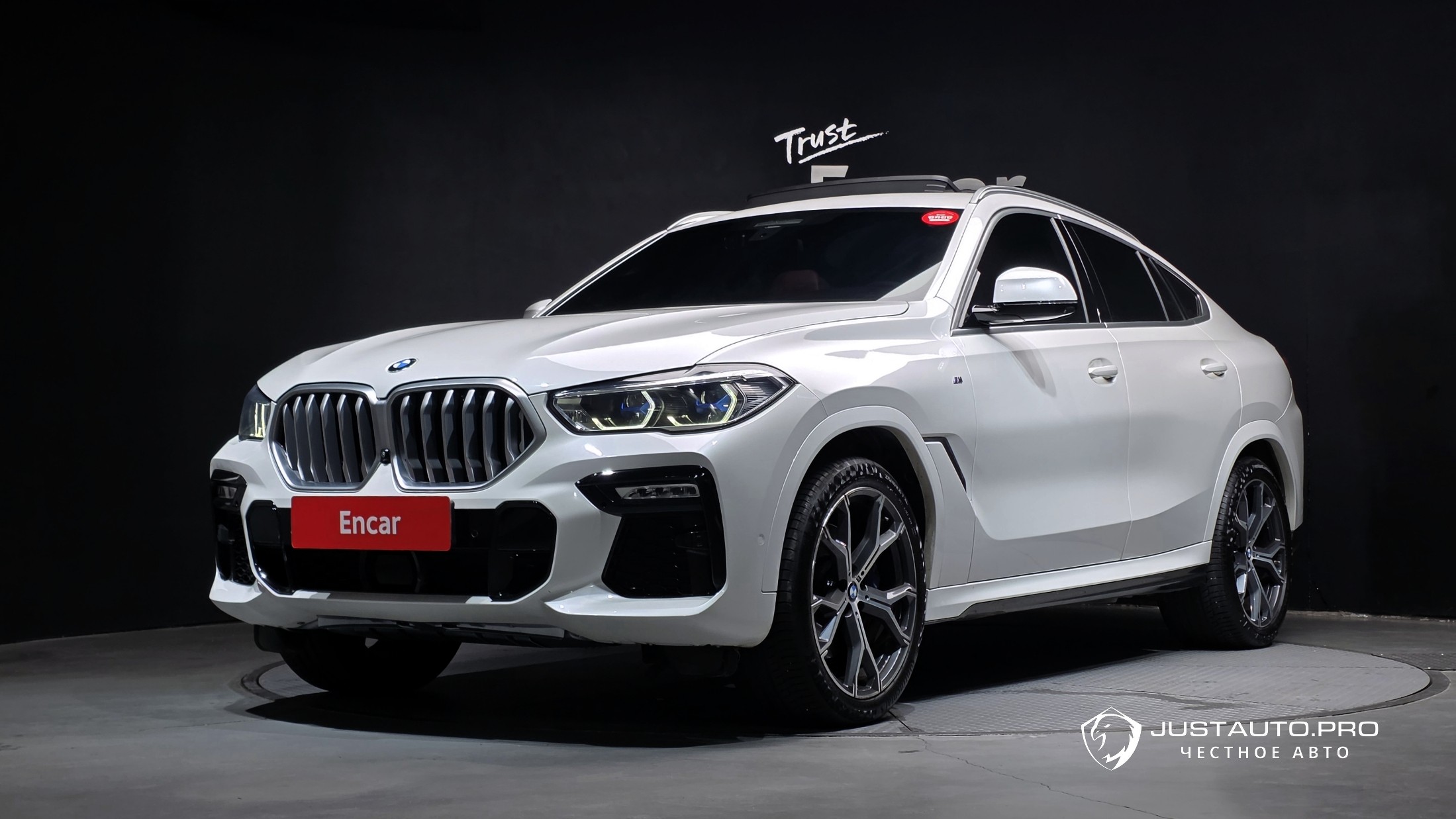 Автомобиль BMW X6