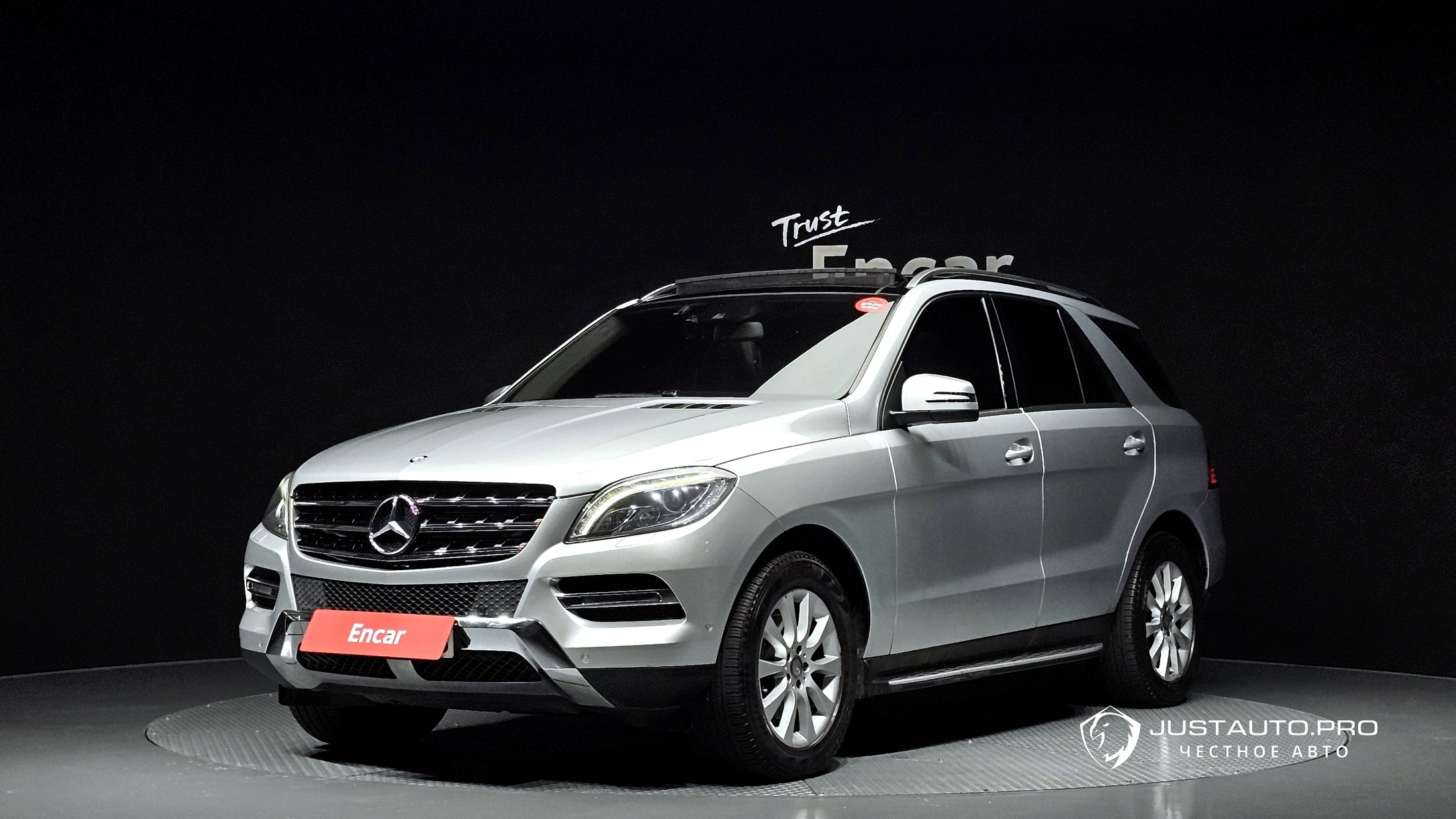 Автомобиль Mercedes-Benz M-class