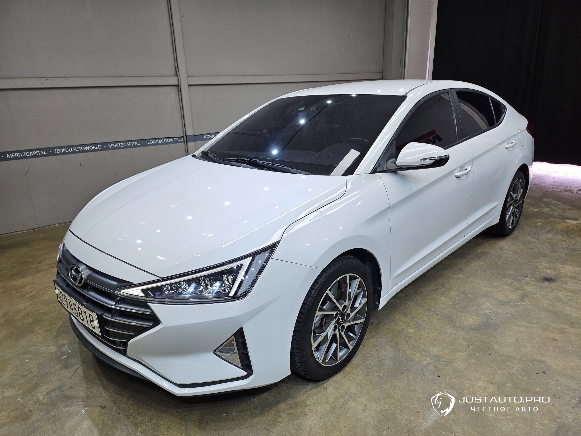 Автомобиль Hyundai AVANTE