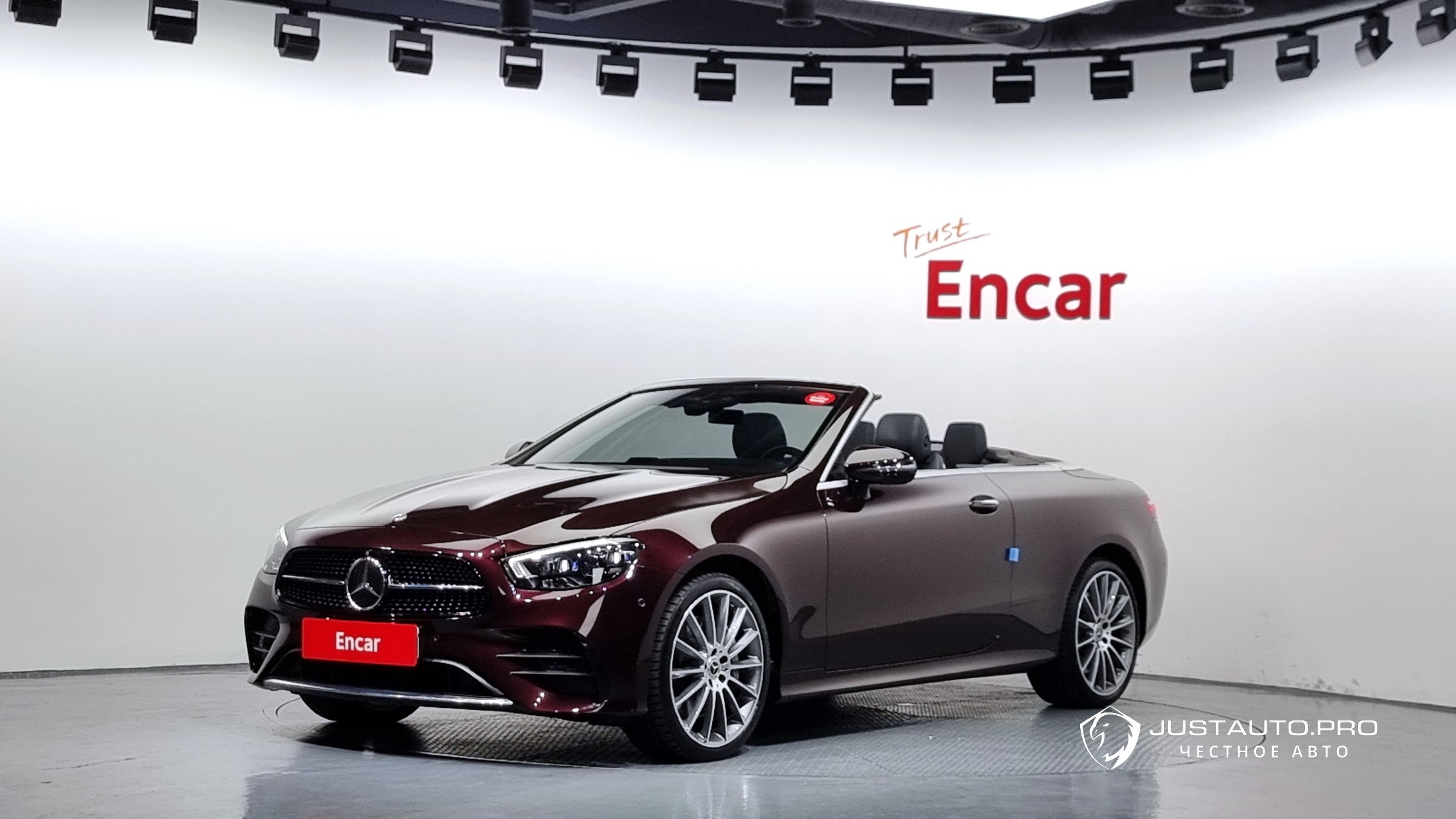 Автомобиль Mercedes-Benz E-Class