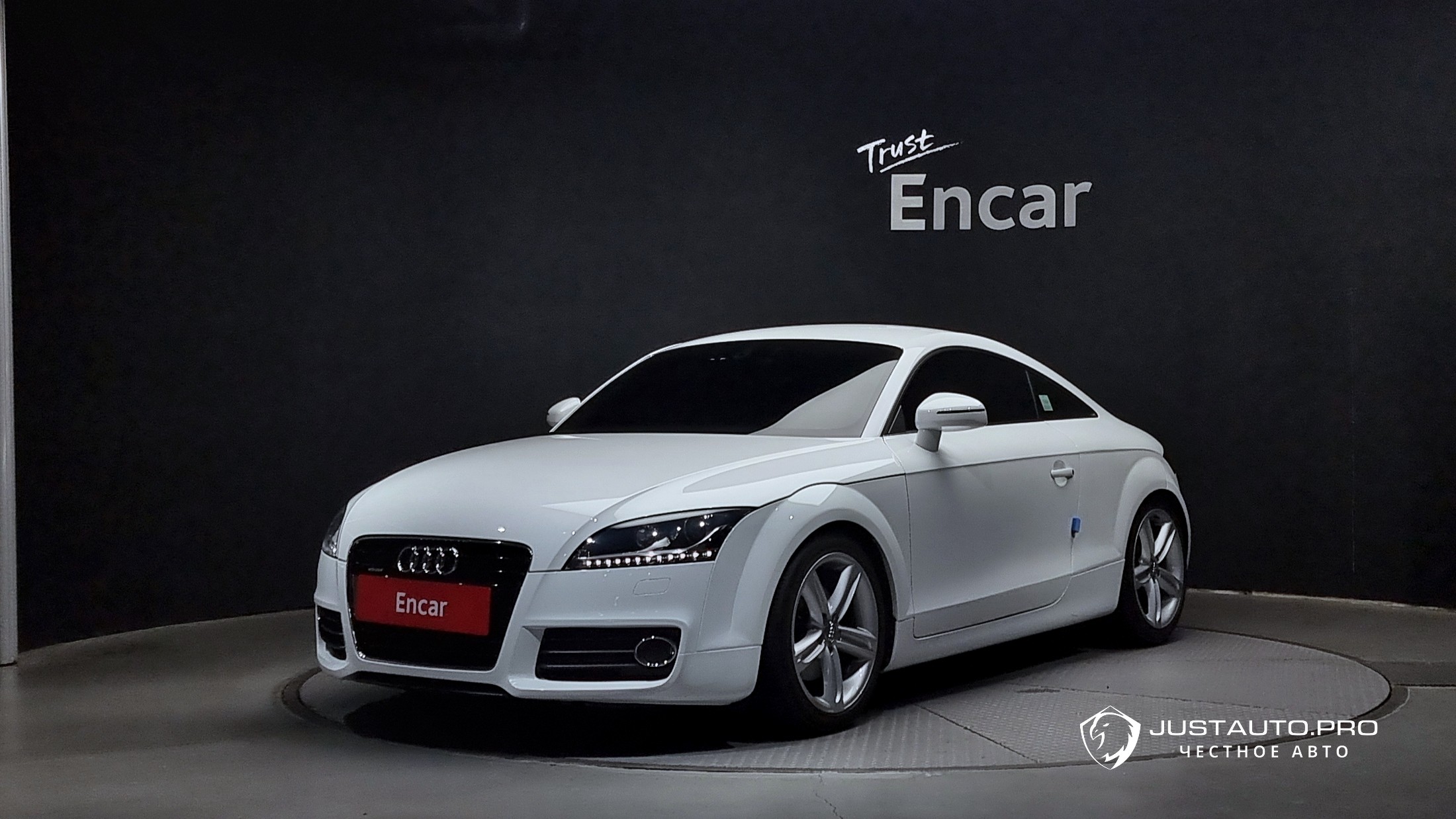 Автомобиль Audi TT
