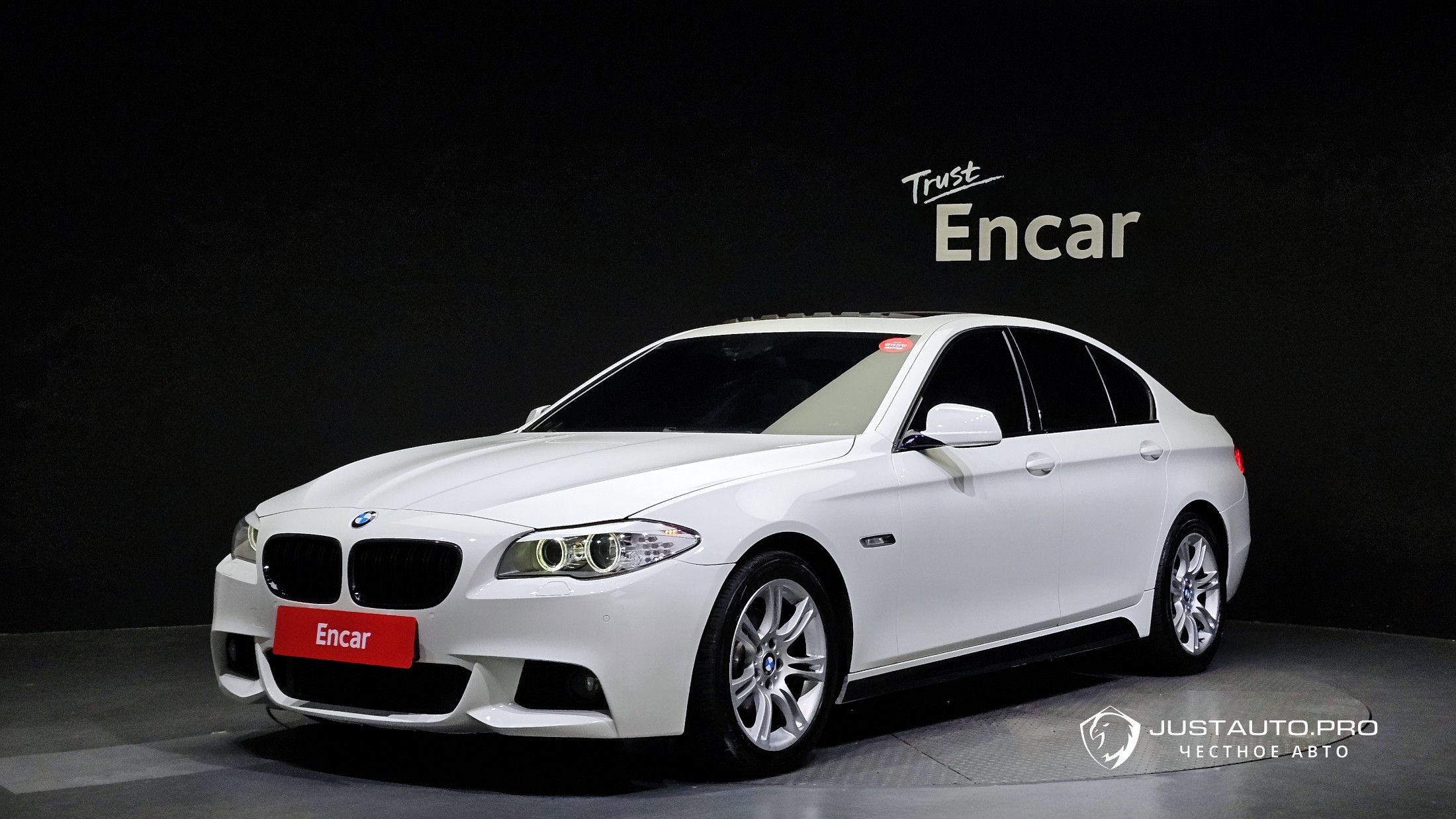 Автомобиль BMW 5-Series