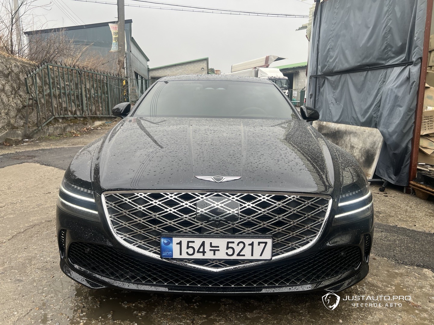 Автомобиль Genesis G80