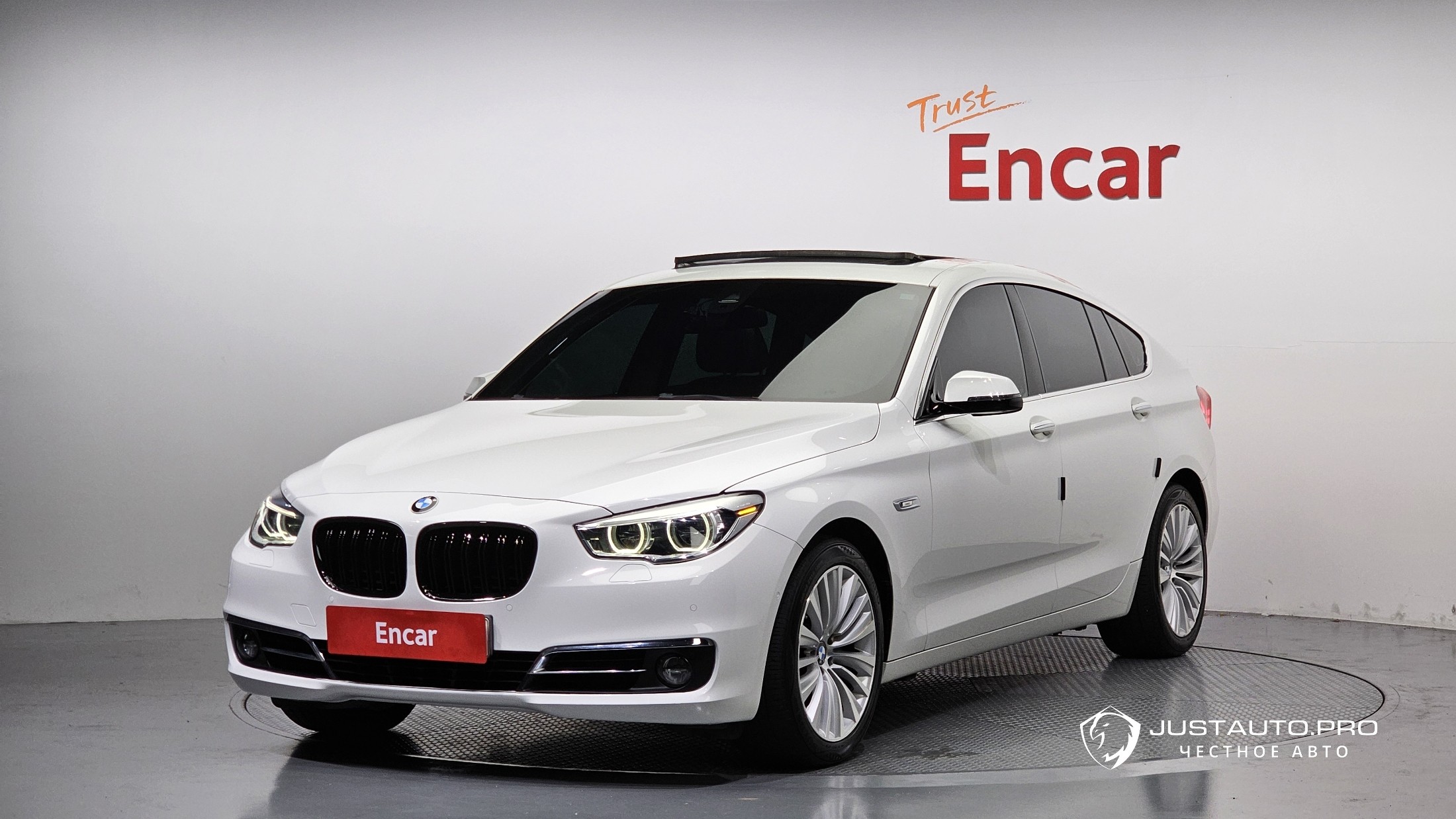 Автомобиль BMW Gran Turismo