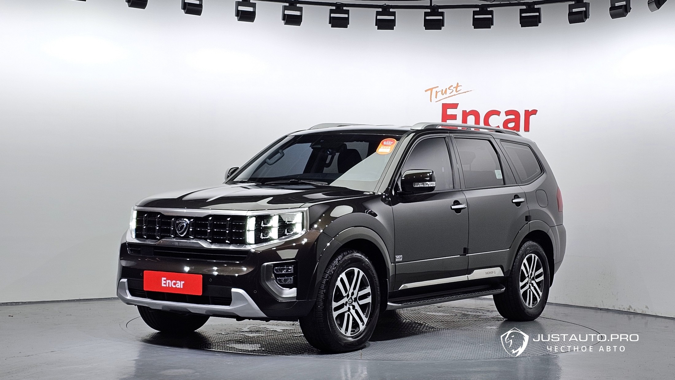 Автомобиль Kia Mohave