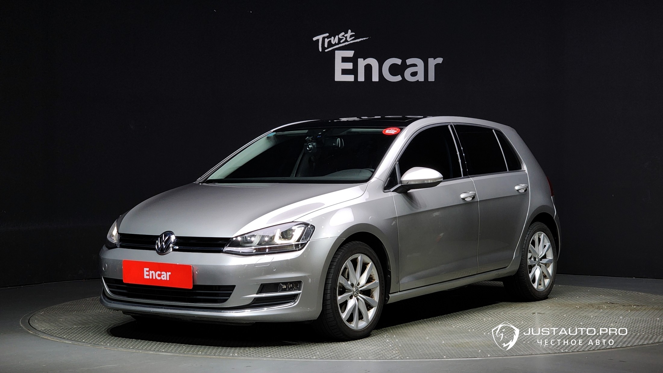 Автомобиль Volkswagen Golf