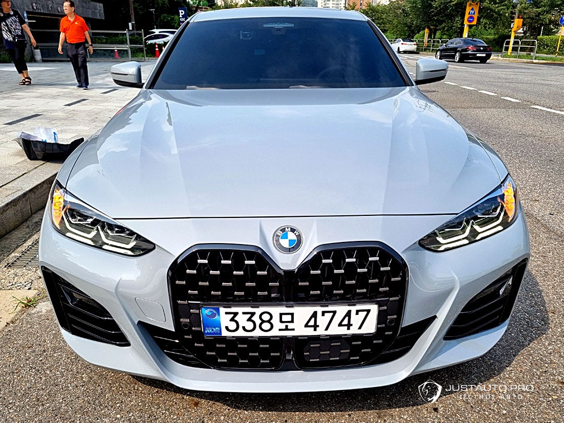 Автомобиль BMW 4-Series