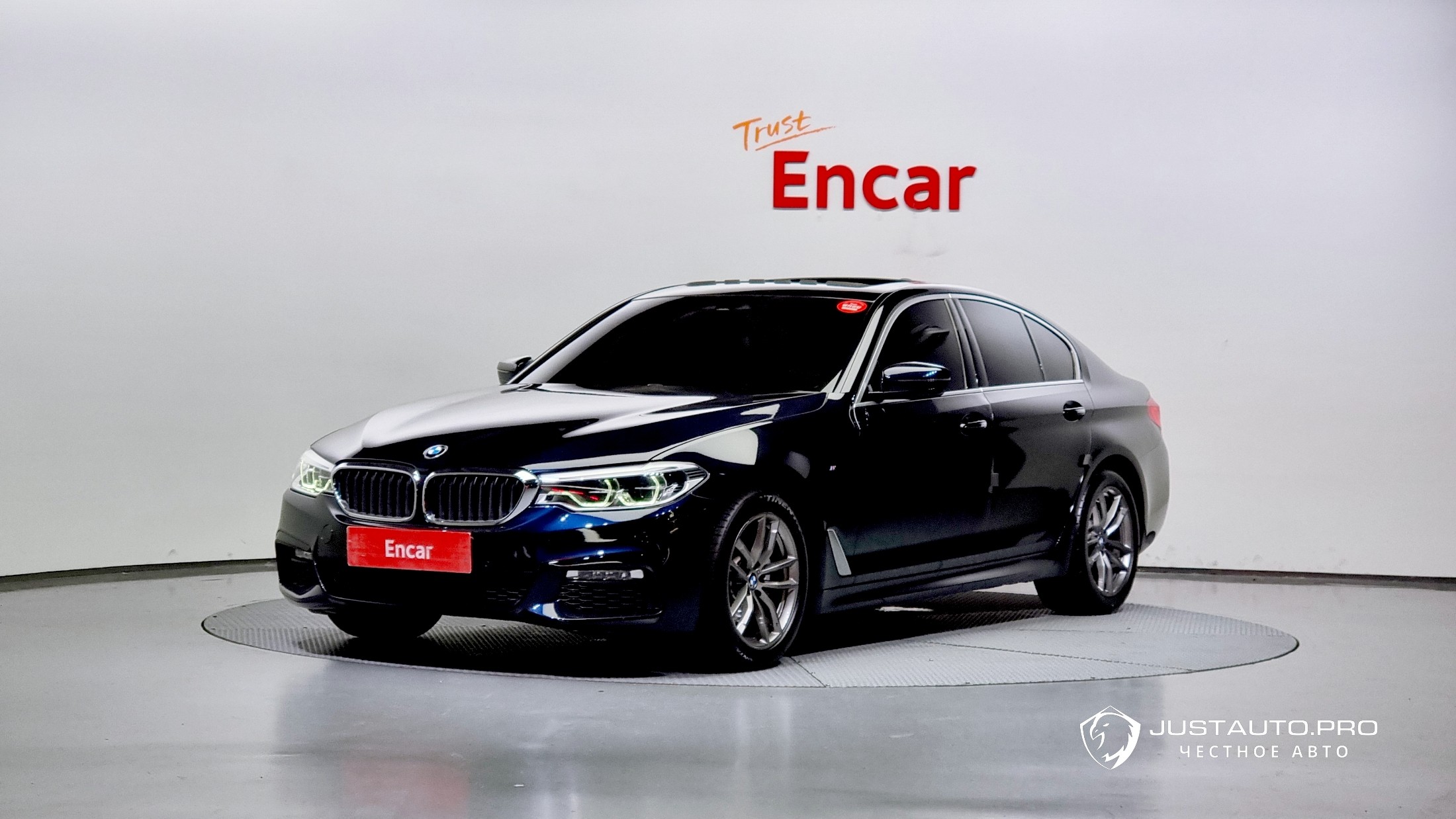 Автомобиль BMW 5-Series