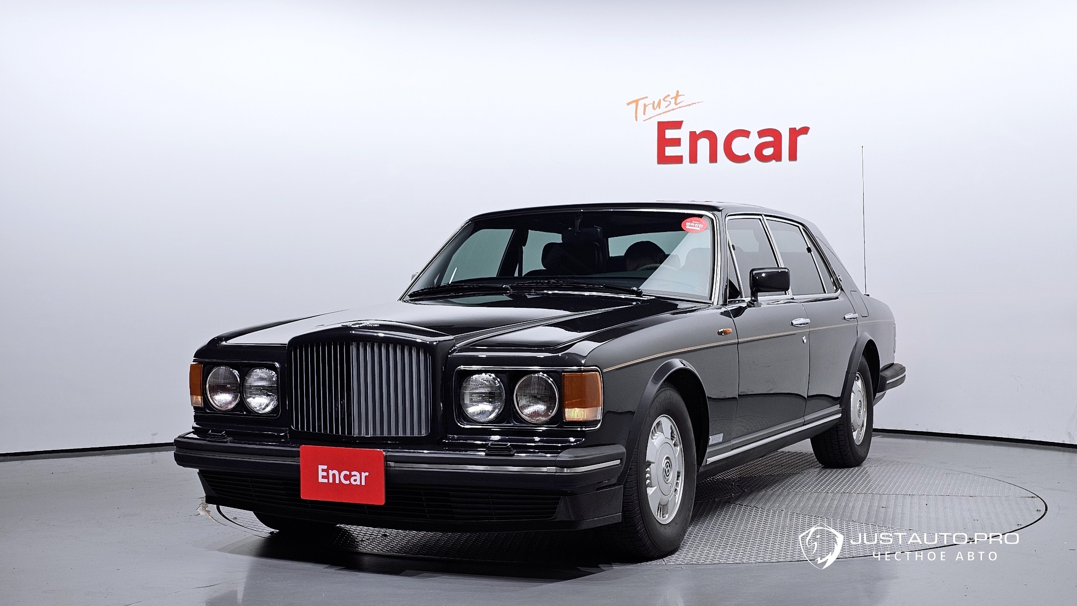 Автомобиль Bentley Brooklands