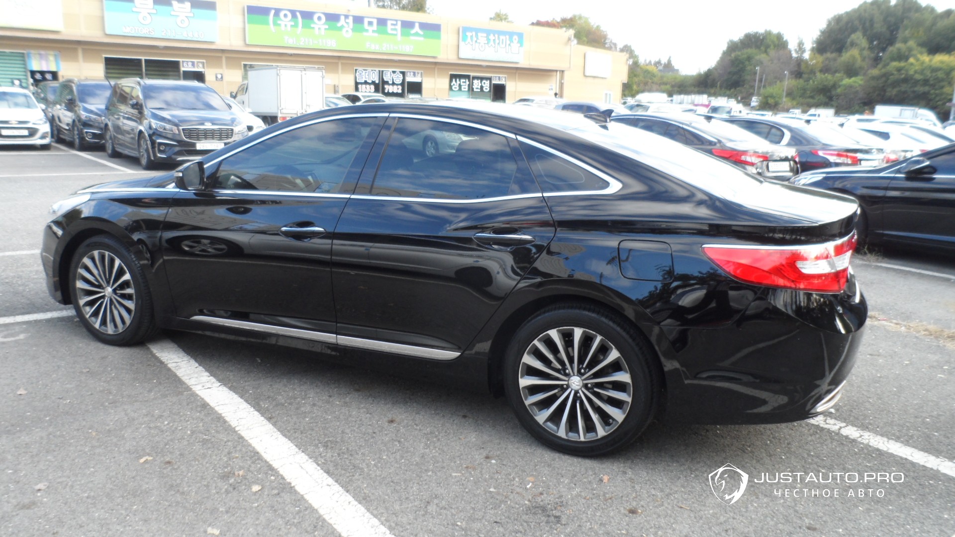 Автомобиль Hyundai Grandeur