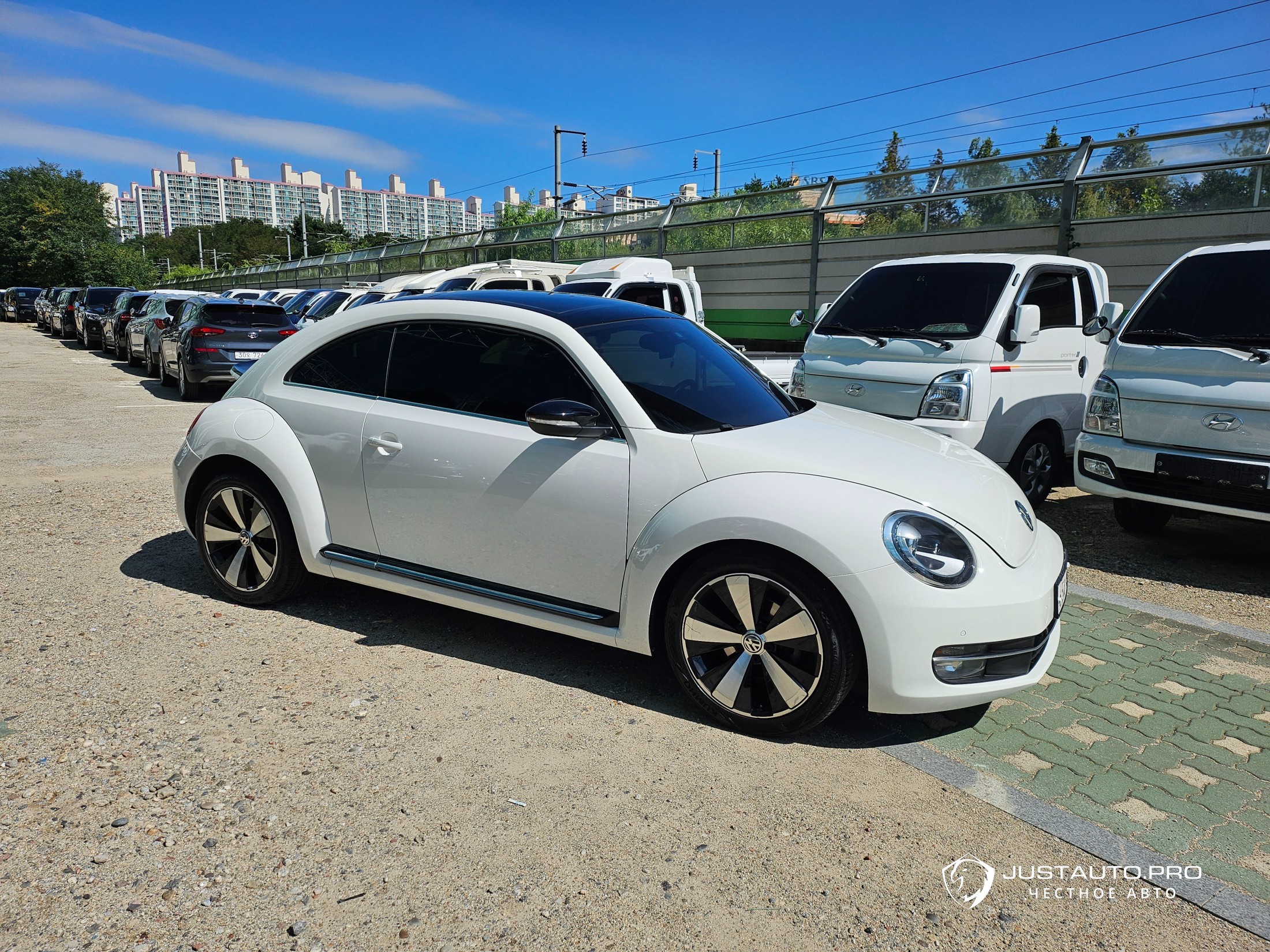 Автомобиль Volkswagen Beatle