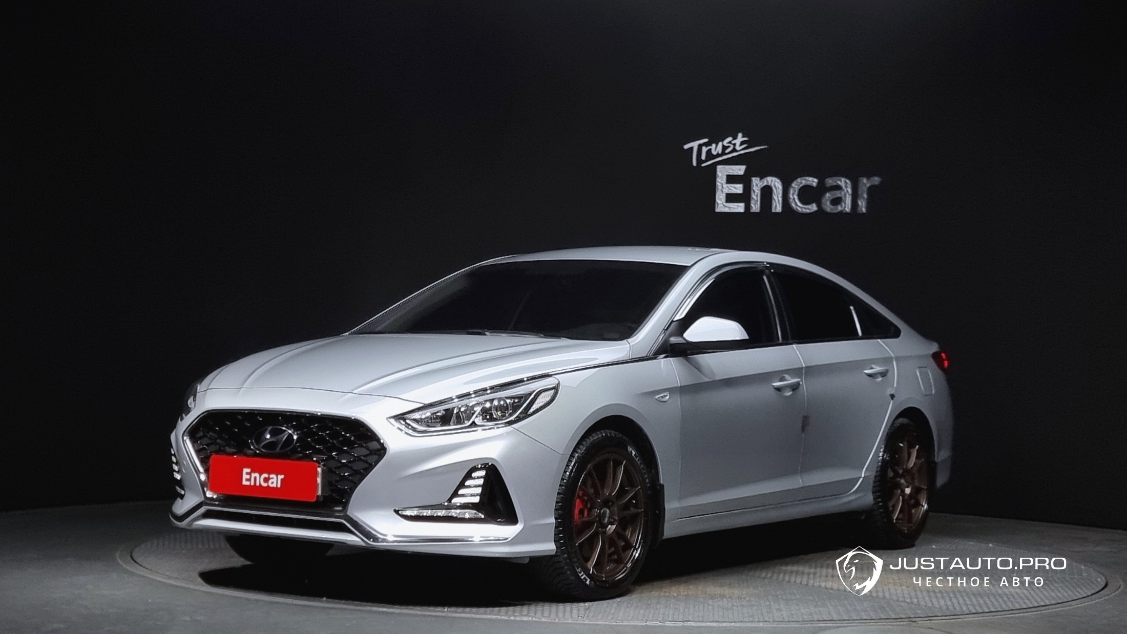Автомобиль Hyundai Sonata