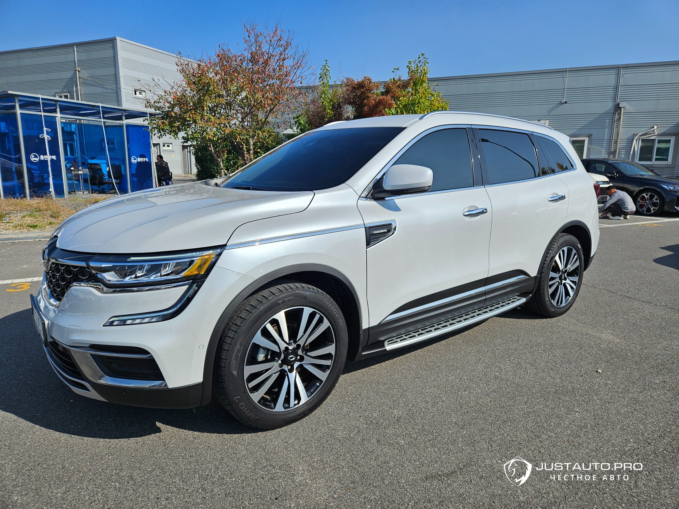Автомобиль Renault-KoreaSamsung QM6