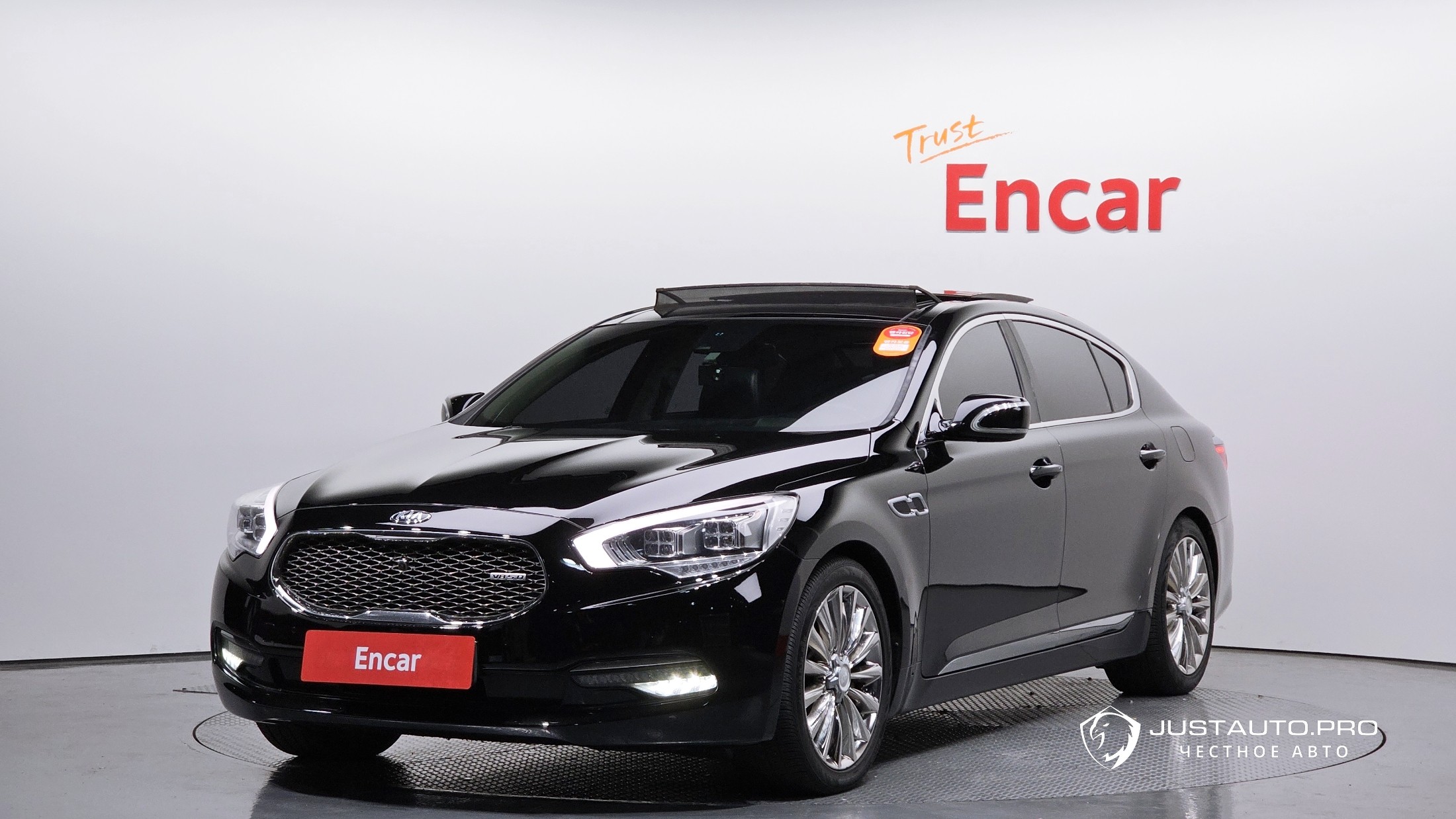 Автомобиль Kia K9