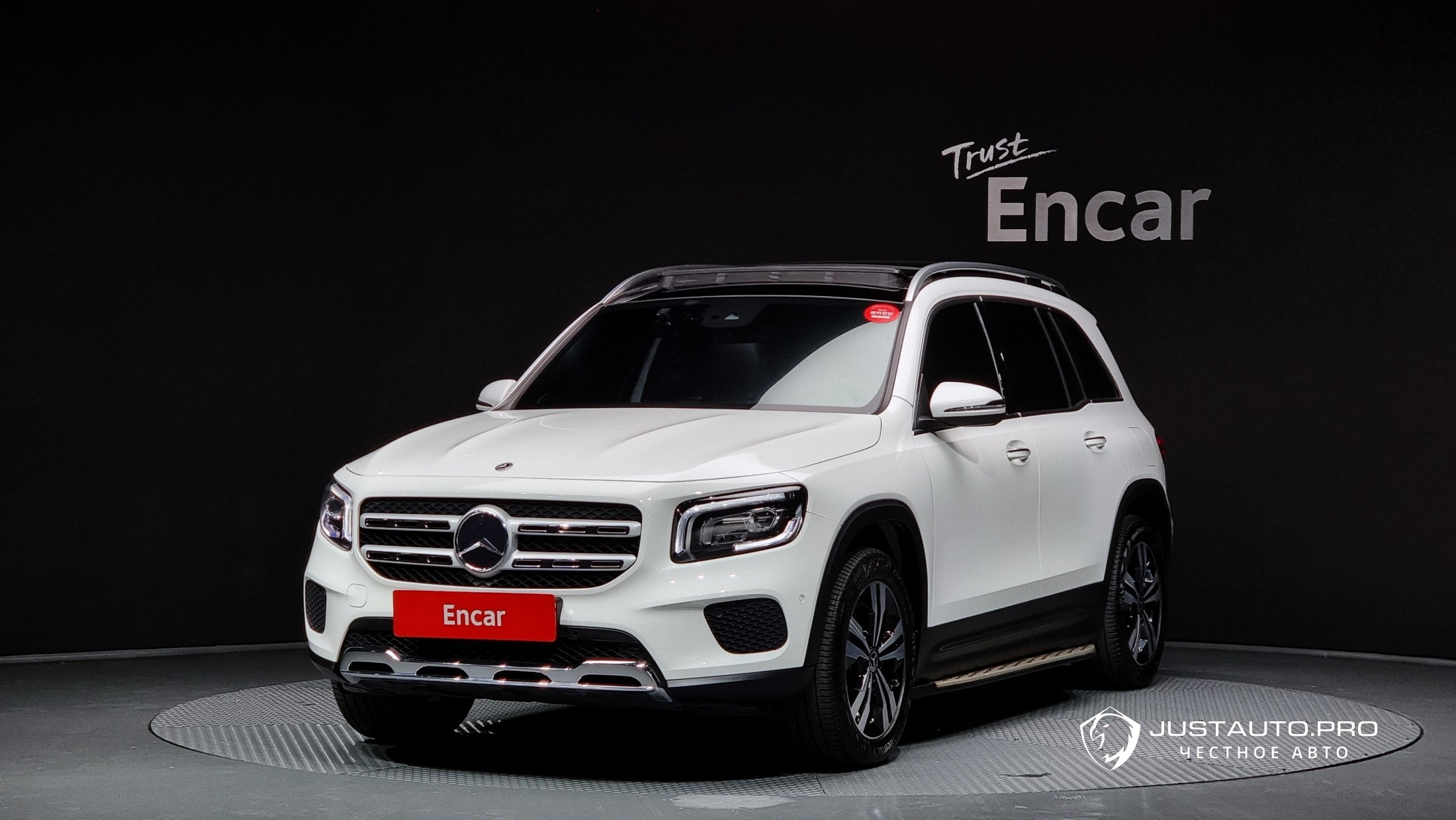 Автомобиль Mercedes-Benz GLB-Class