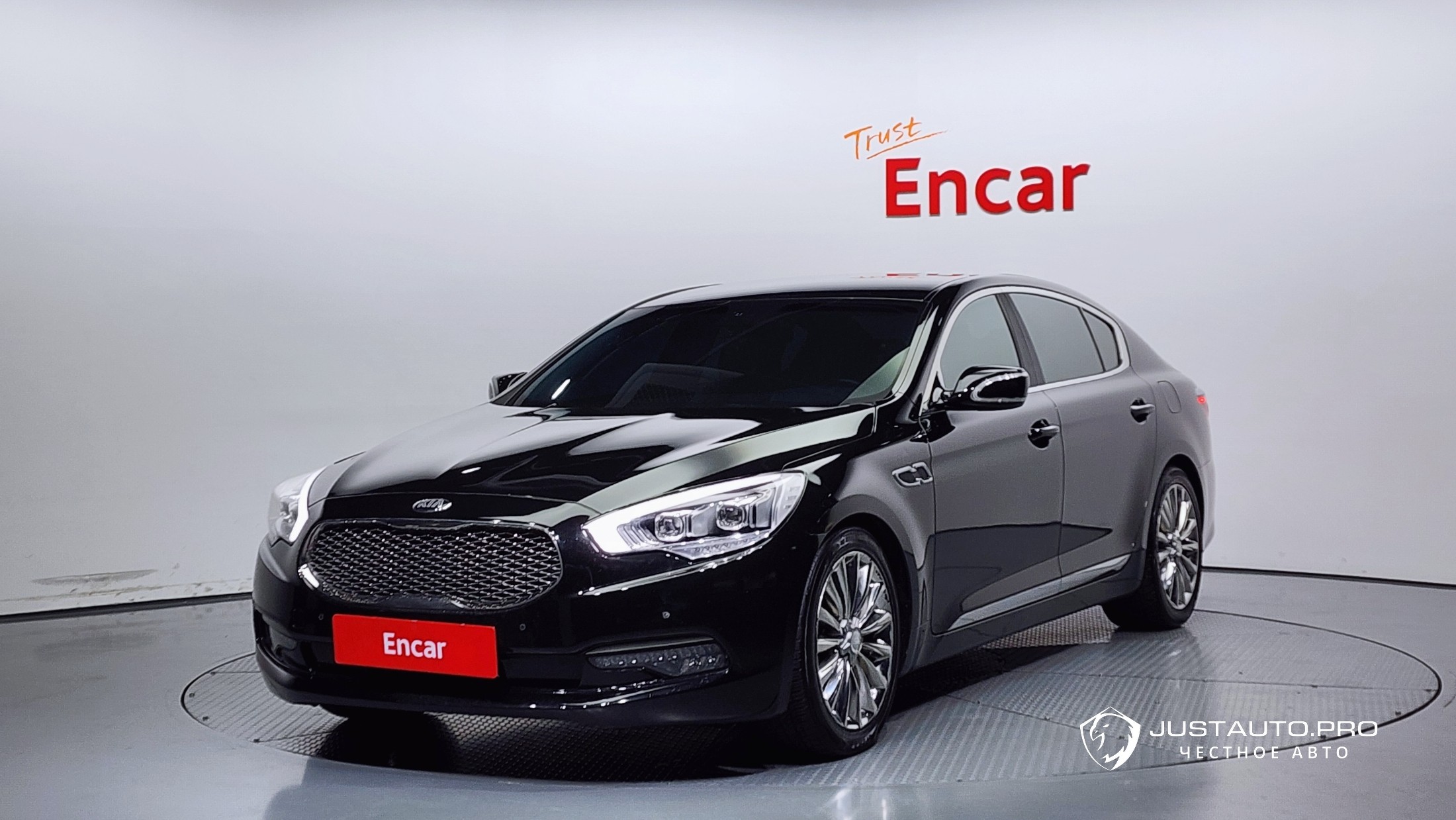 Автомобиль Kia K9