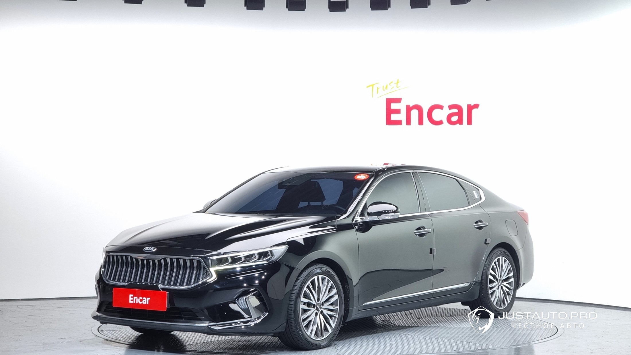 Автомобиль Kia K7