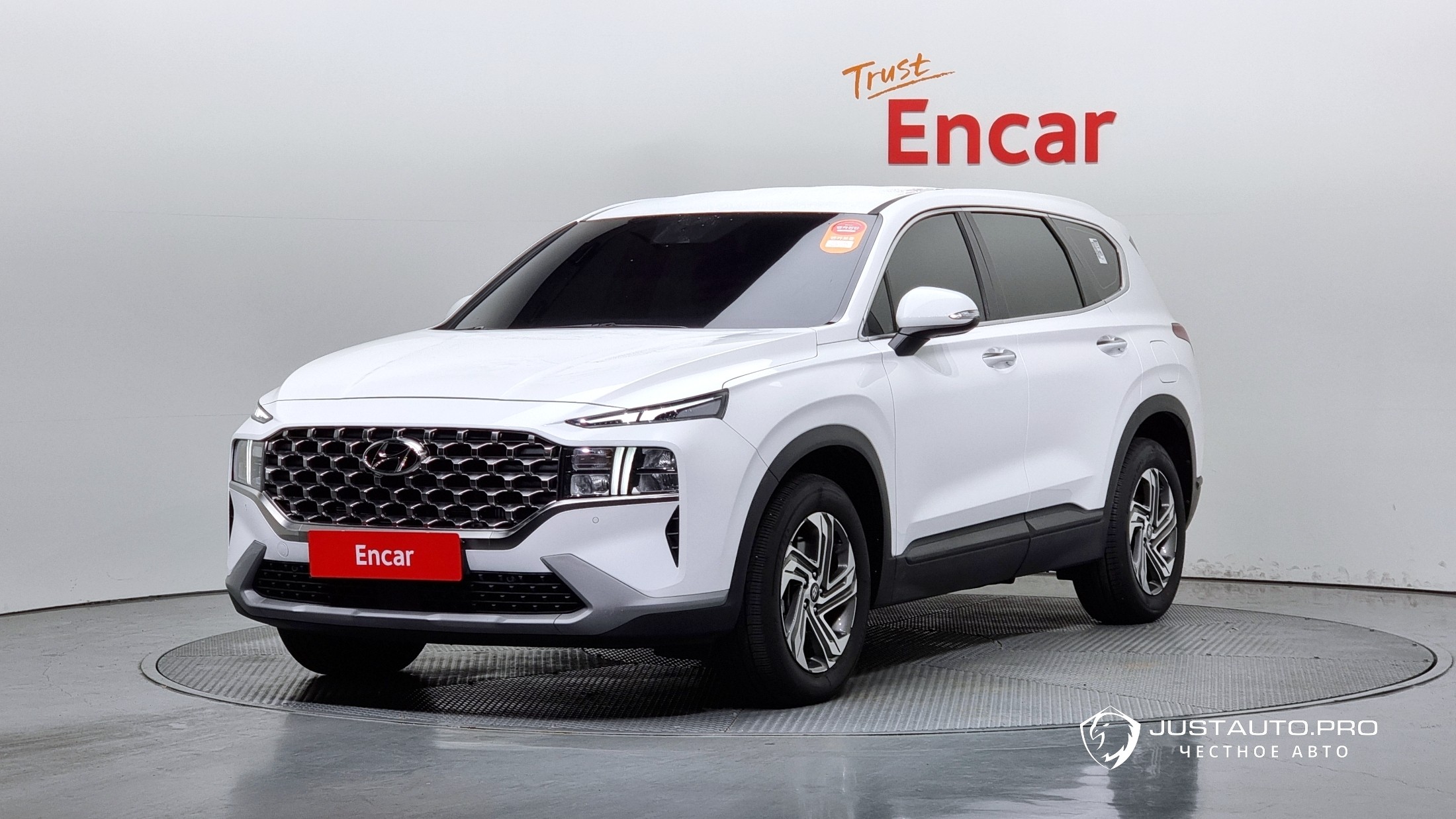 Автомобиль Hyundai Santafe