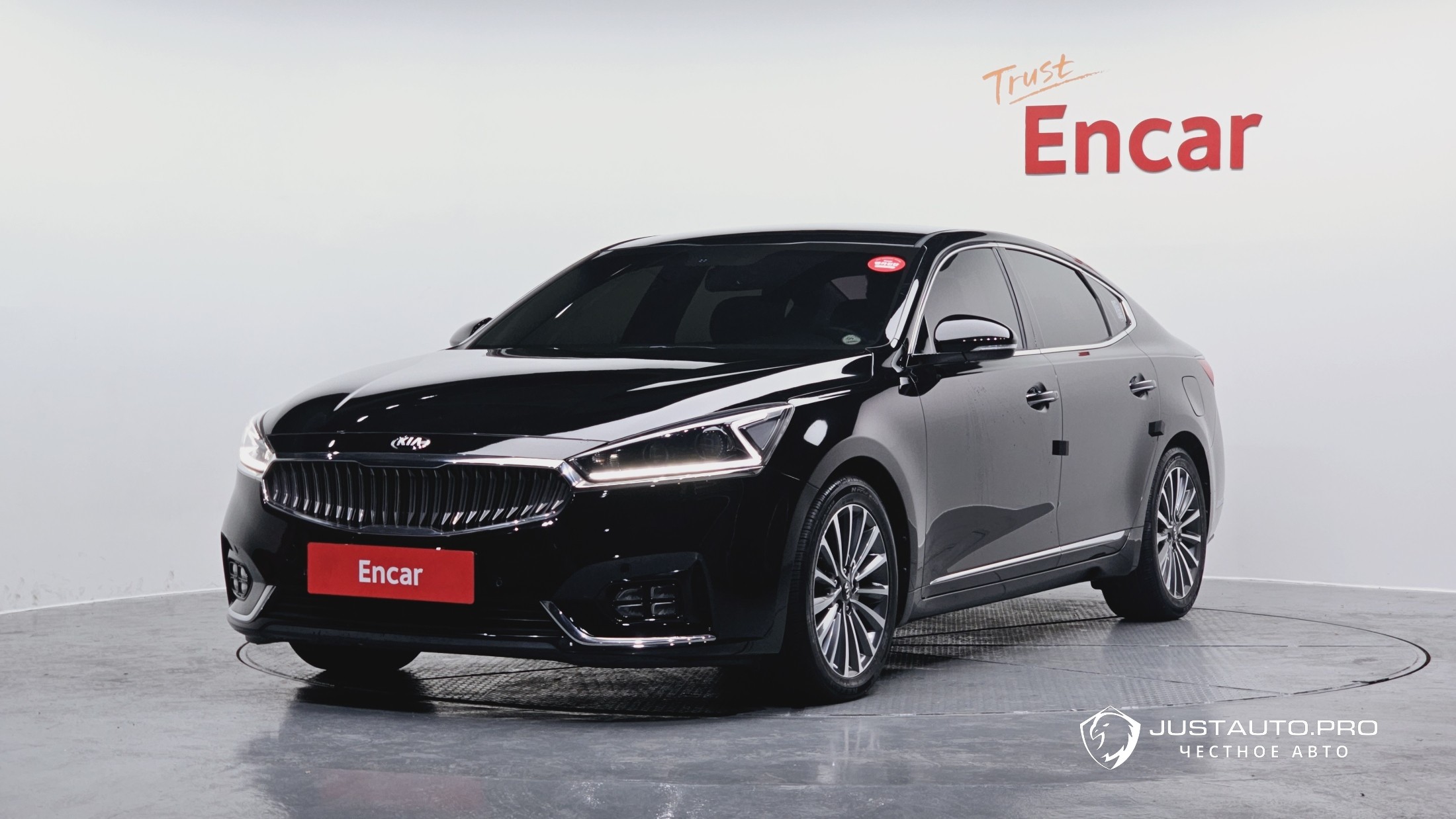 Автомобиль Kia K7
