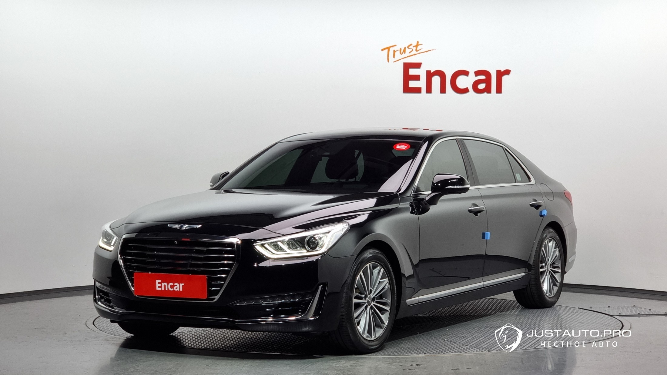 Автомобиль Genesis EQ900